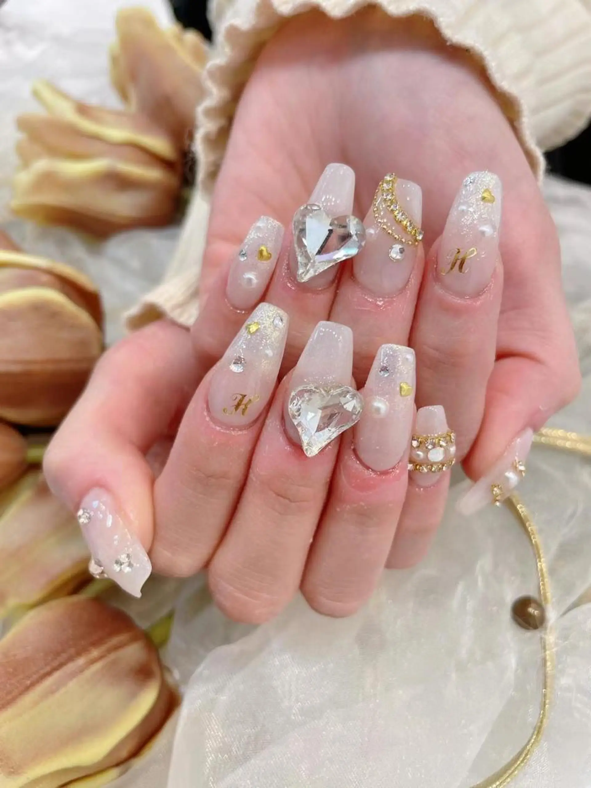 ネイル u1salon所属・ゆい ユイのネイルデザイン