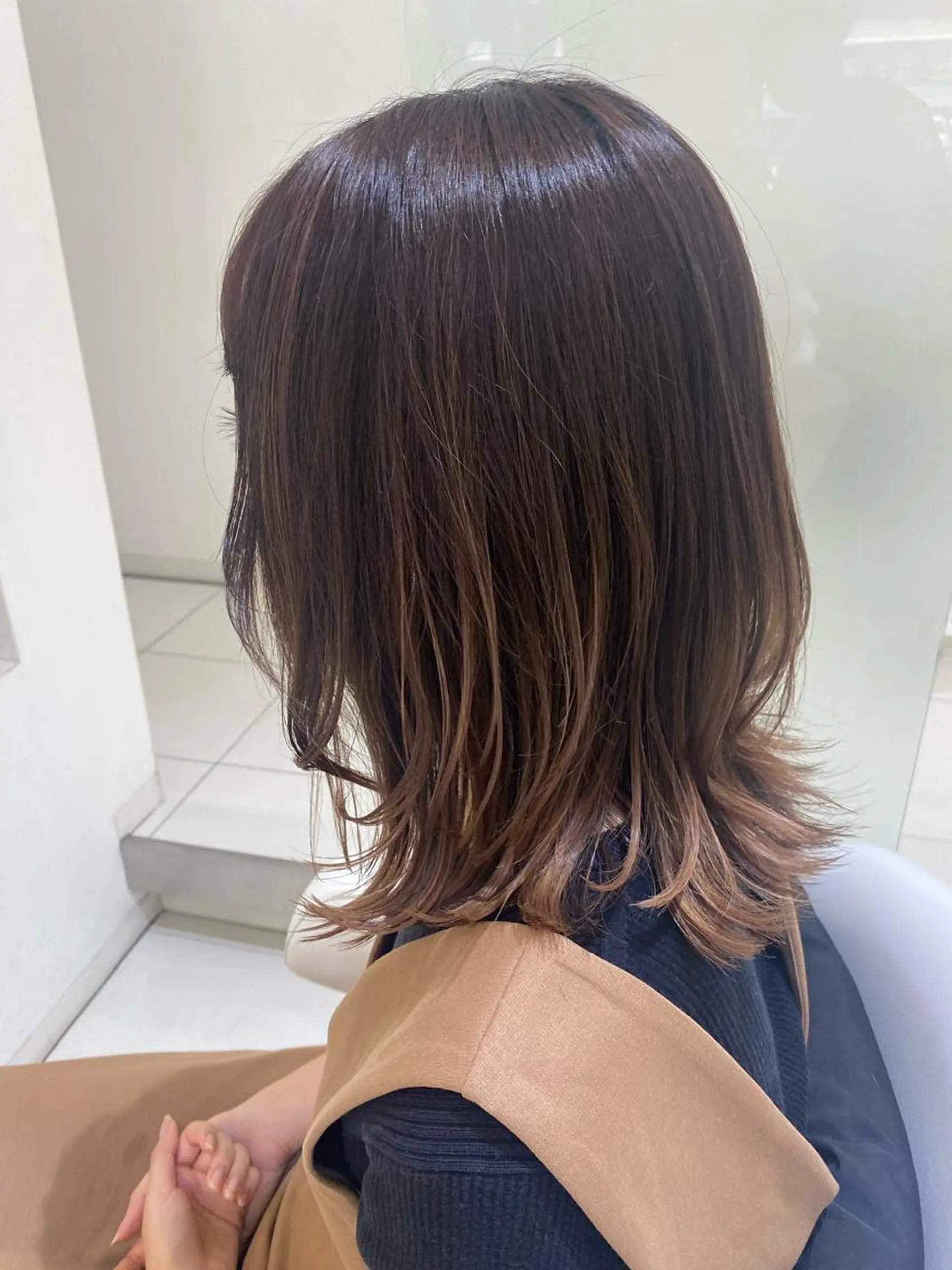 ミディアム 艶髪/透明感/ 三宅晴香のヘアスタイル