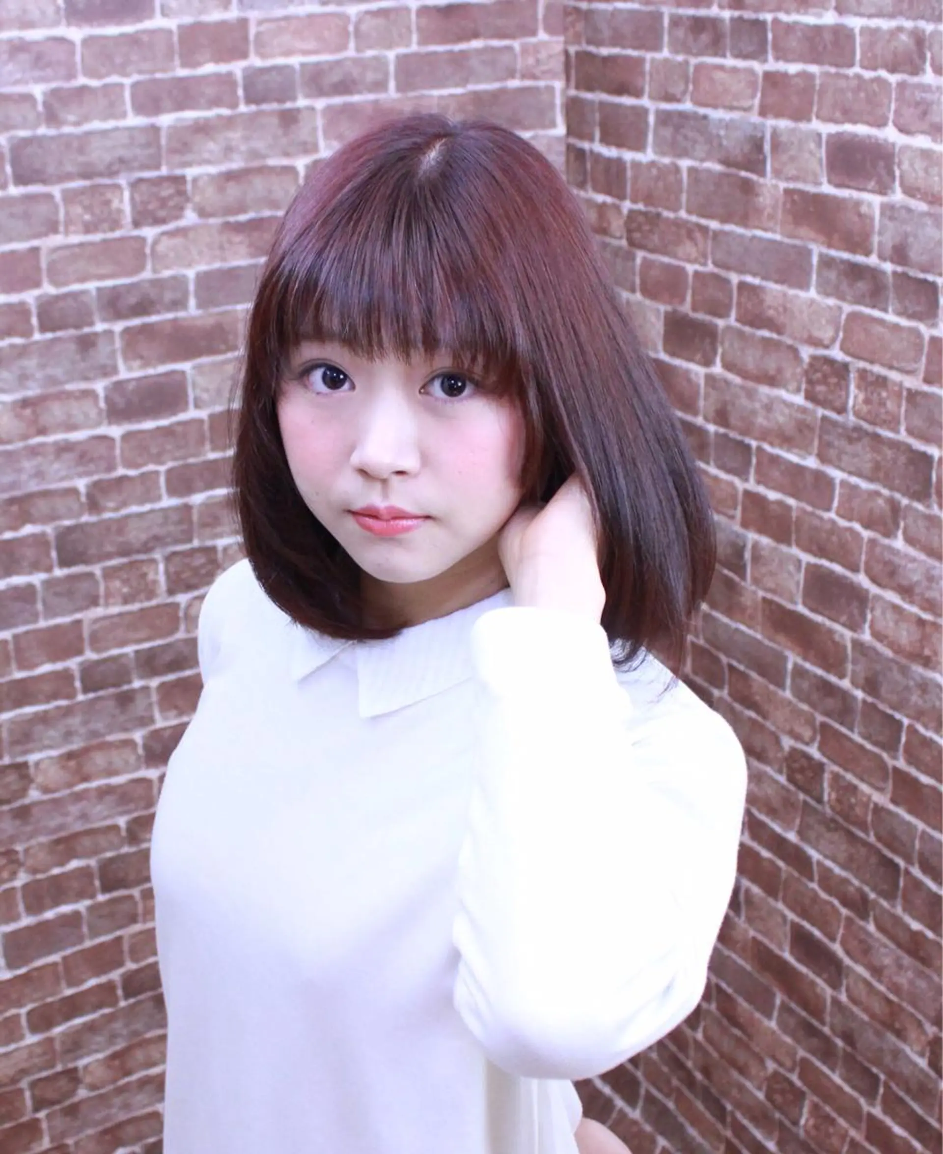 ミディアム 伊藤 裕貴のヘアスタイル