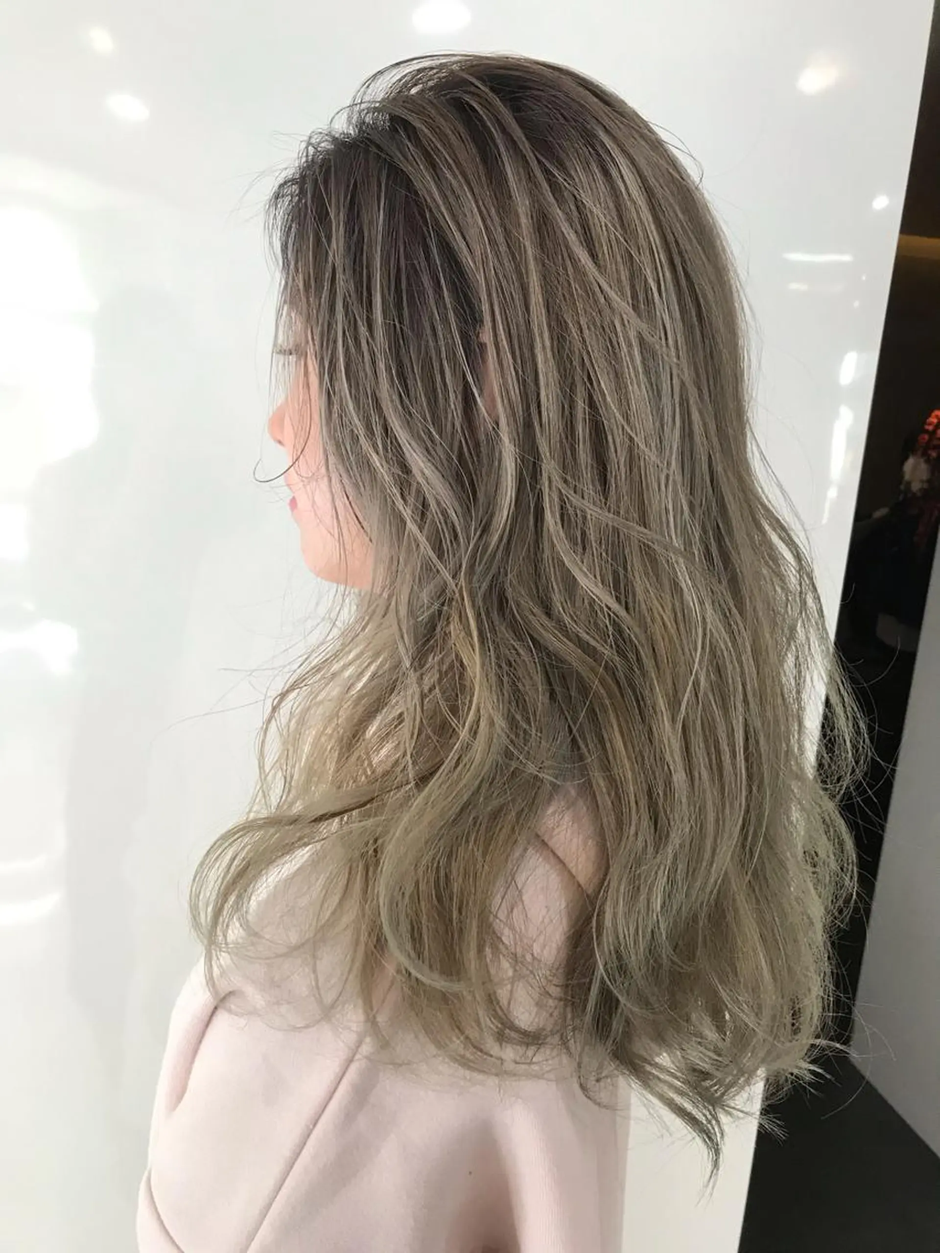 ロング カラー ハイトーンカラー NORME所属・NORME経堂 nonのヘアスタイル