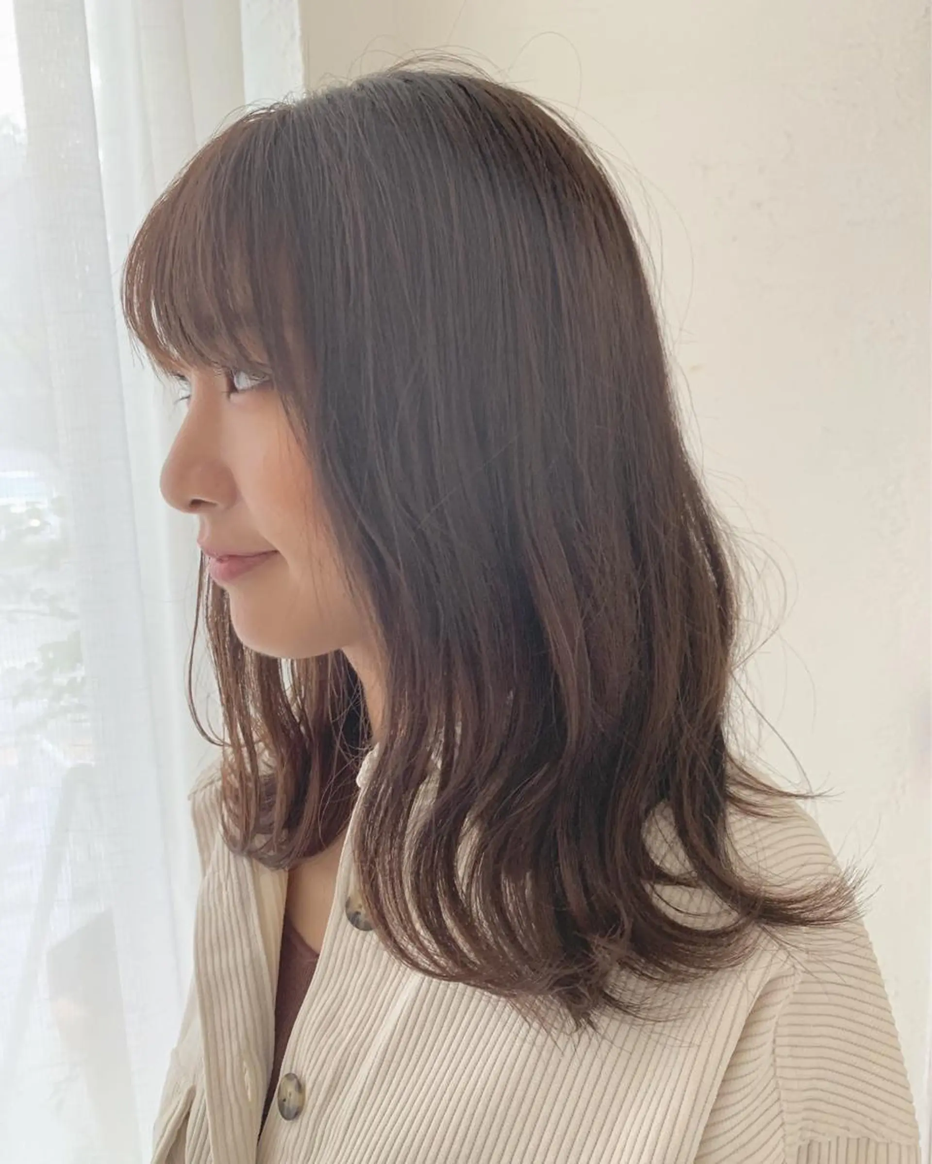 セミロング カラー カット ヘアカラー fio マナミのヘアスタイル