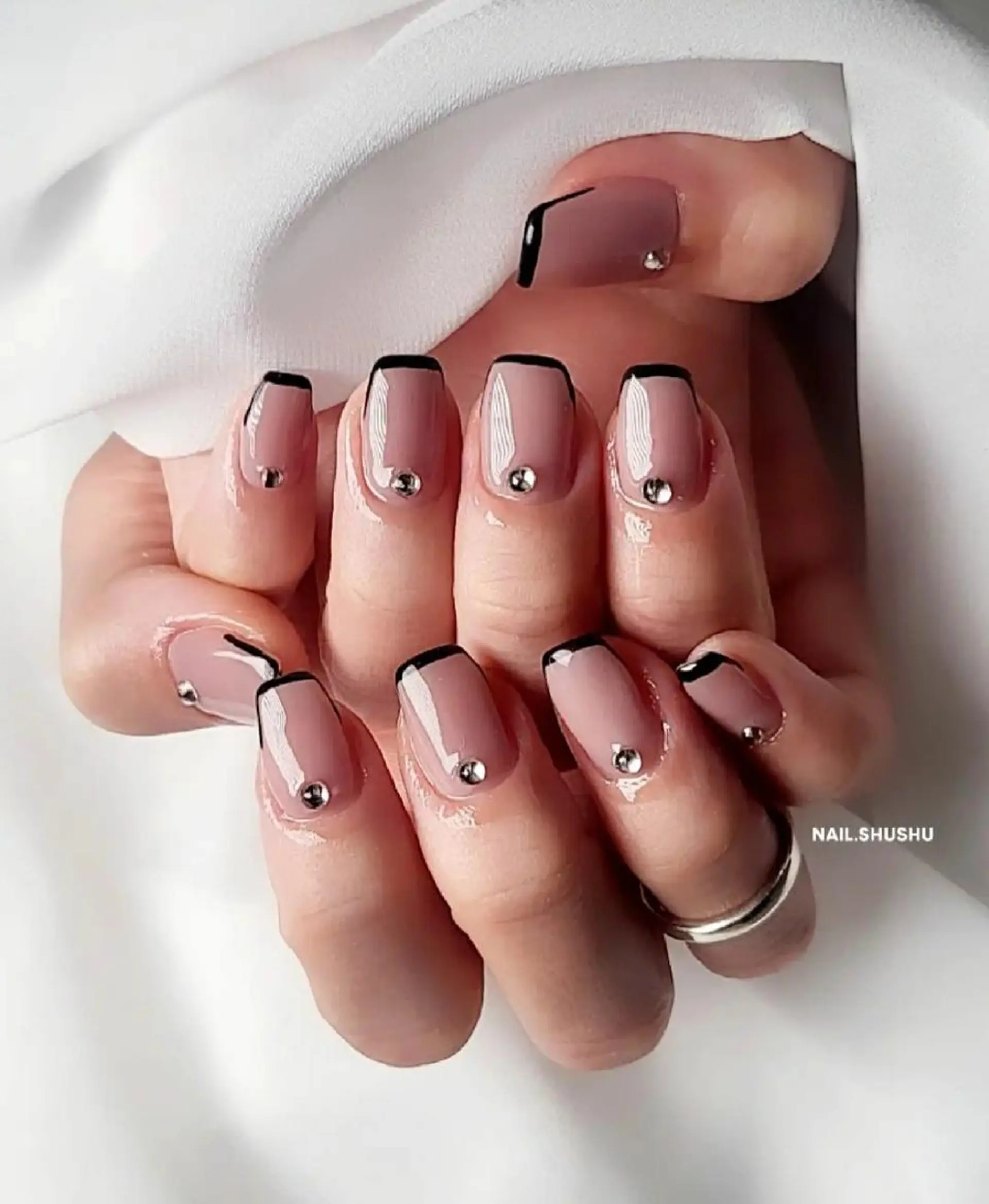 ネイル 持ち込み ニュアンスネイル ワンカラーネイル シンプルネイル 春ネイル 3dパーツ/流行り 👧shushu❤️のネイルデザイン