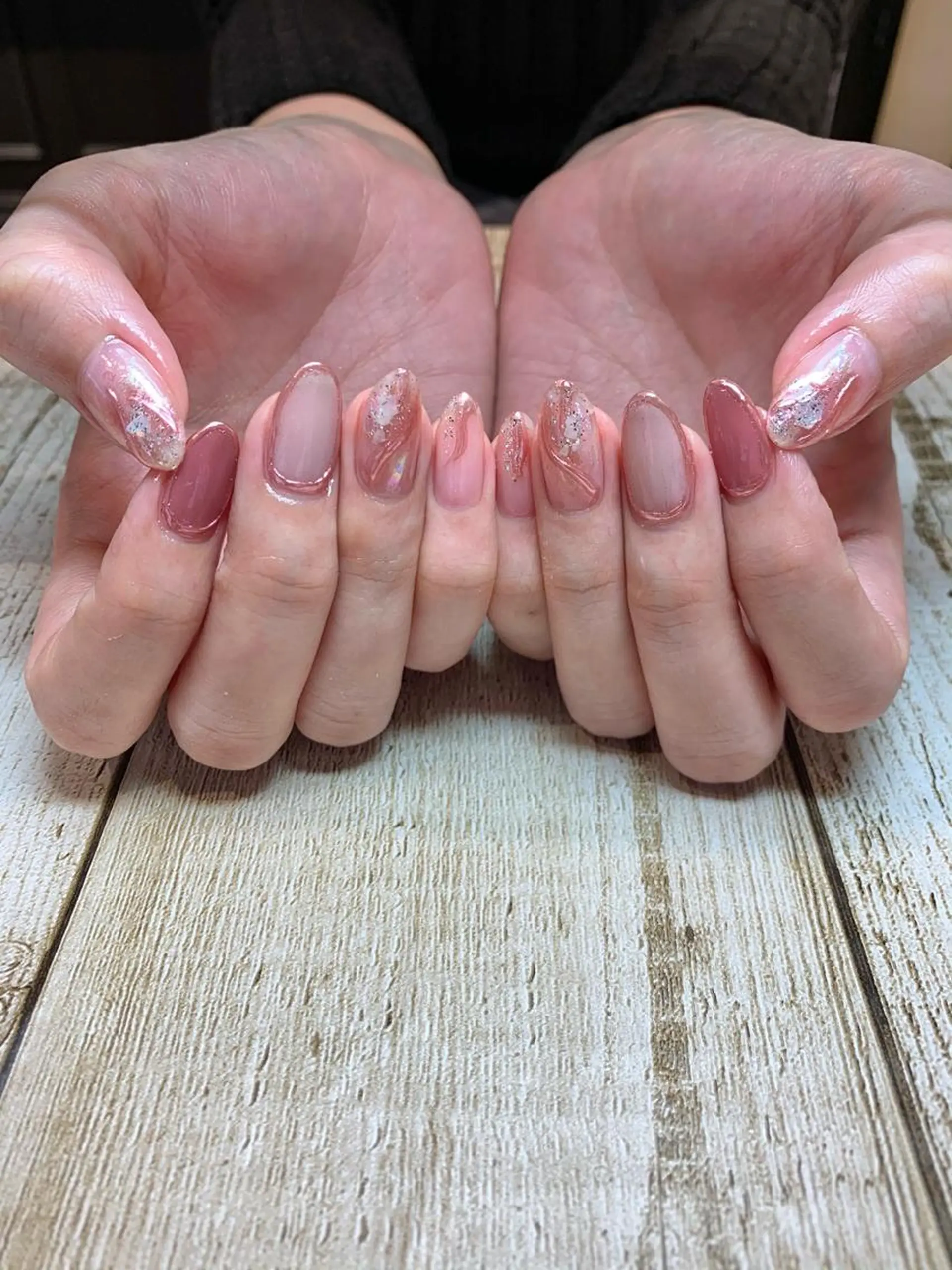 ネイル ニュアンスネイル imymemine所属・渡邊 束紗のネイルデザイン