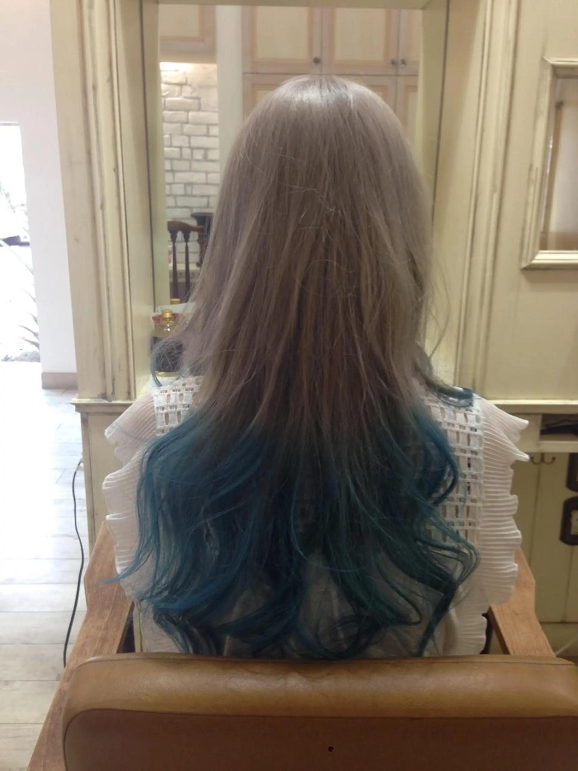 セミロング ロング カラー パーマ 福島 純子のヘアスタイル