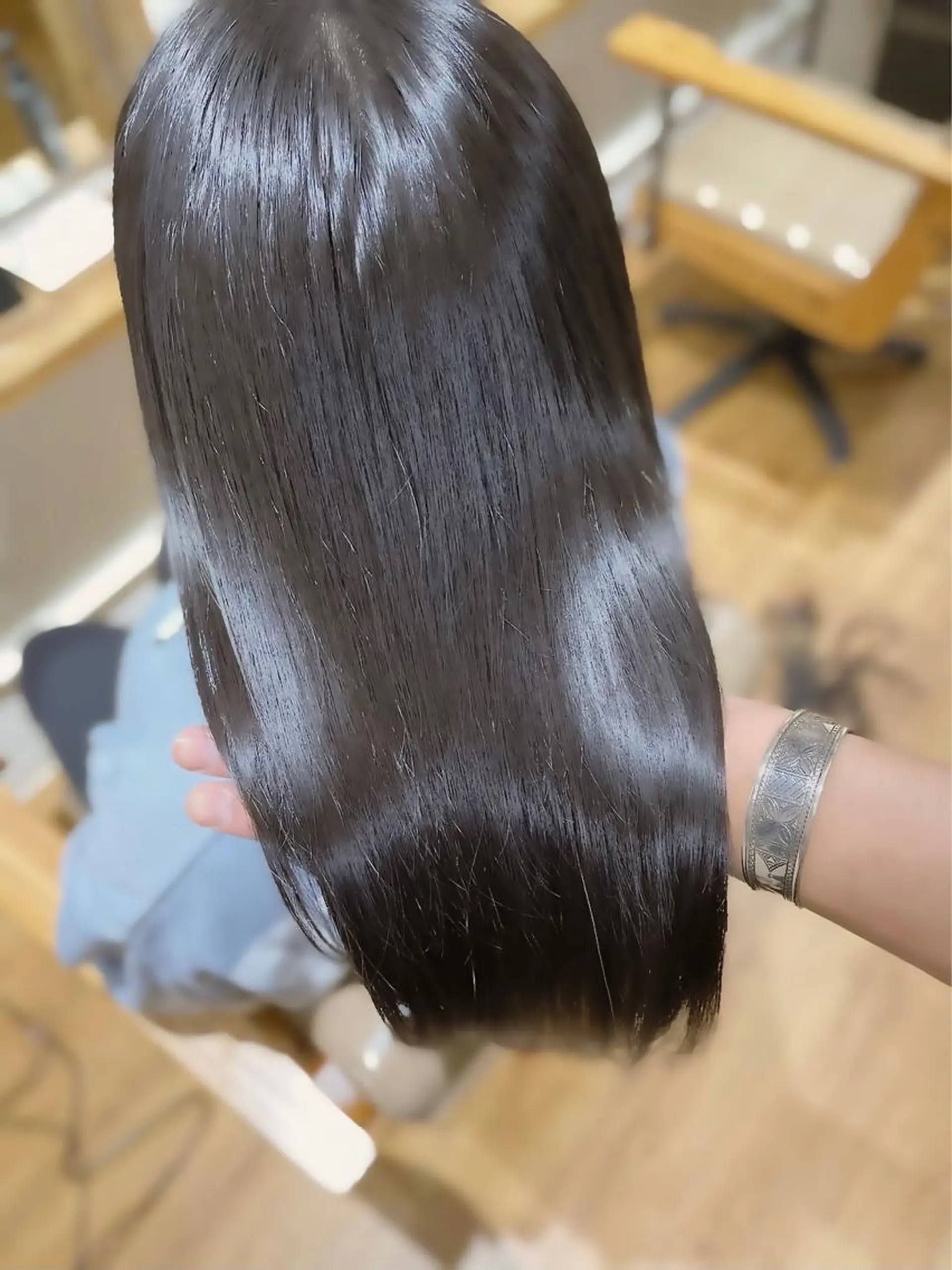 セミロング 髪質改善 トリートメント 酸熱トリートメント 美髪専門サロンby mile所属・美髪専門サロン kazuのヘアスタイル