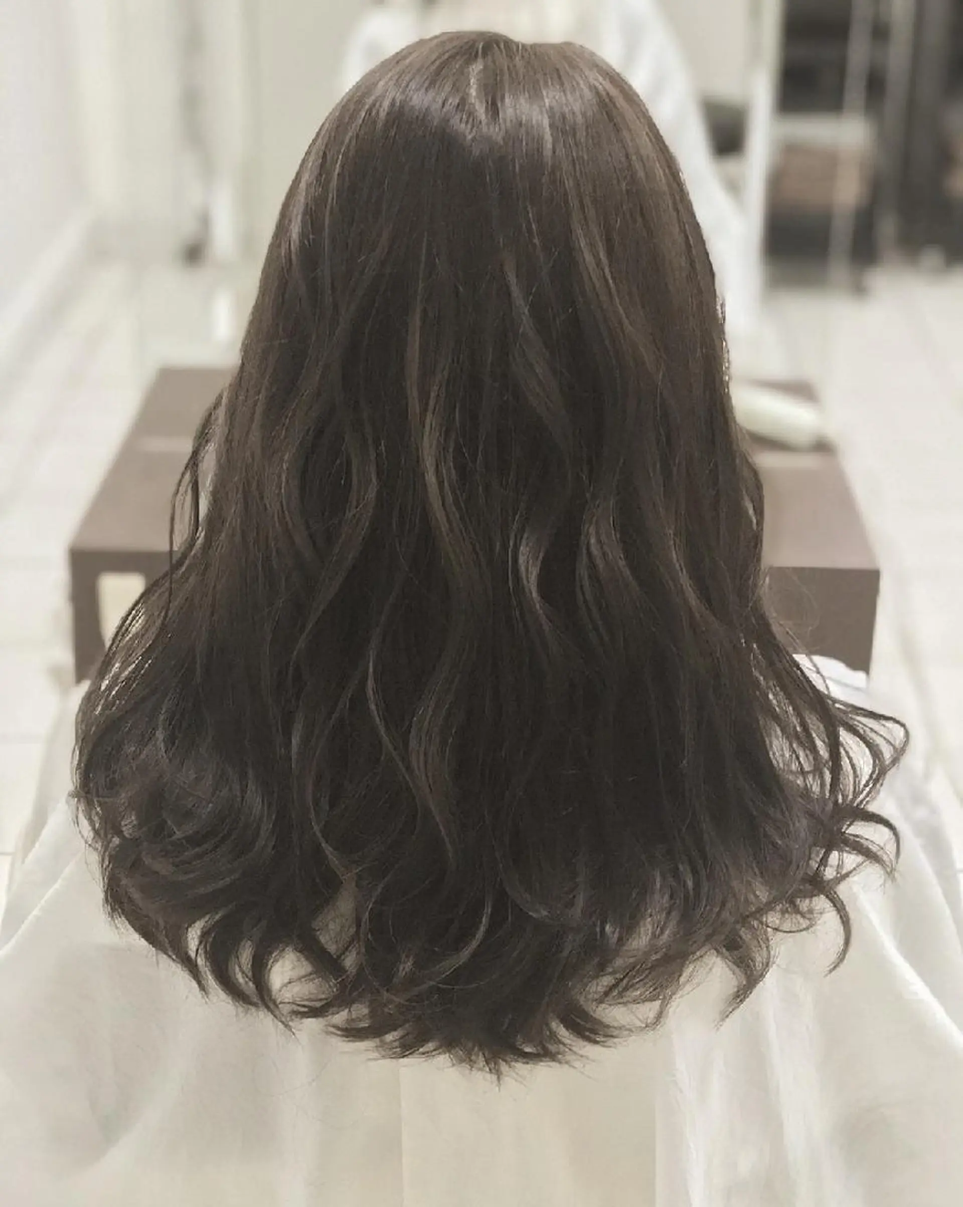 セミロング カラー グレージュ ハイライトカラー ハイライト 💎大人ハイライト 💎上杉一也💎のヘアスタイル