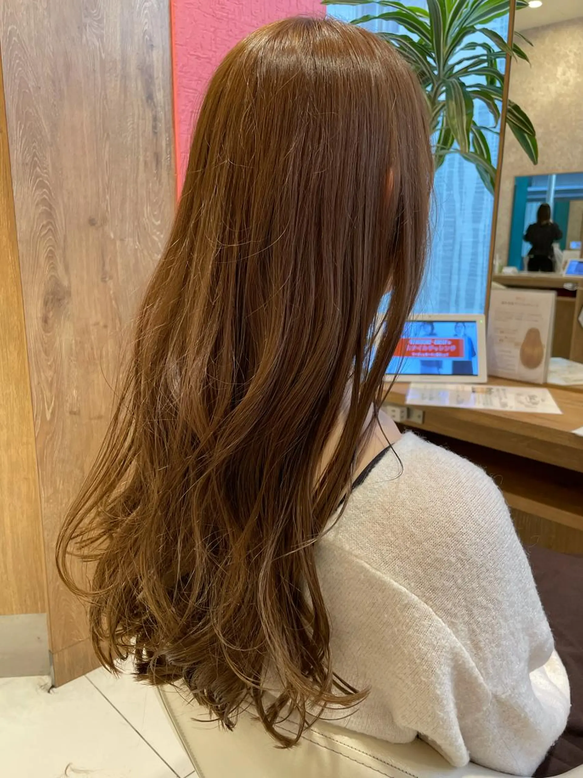 ロング カラー ヘアカラー トリートメント 畑山 竜也のヘアスタイル