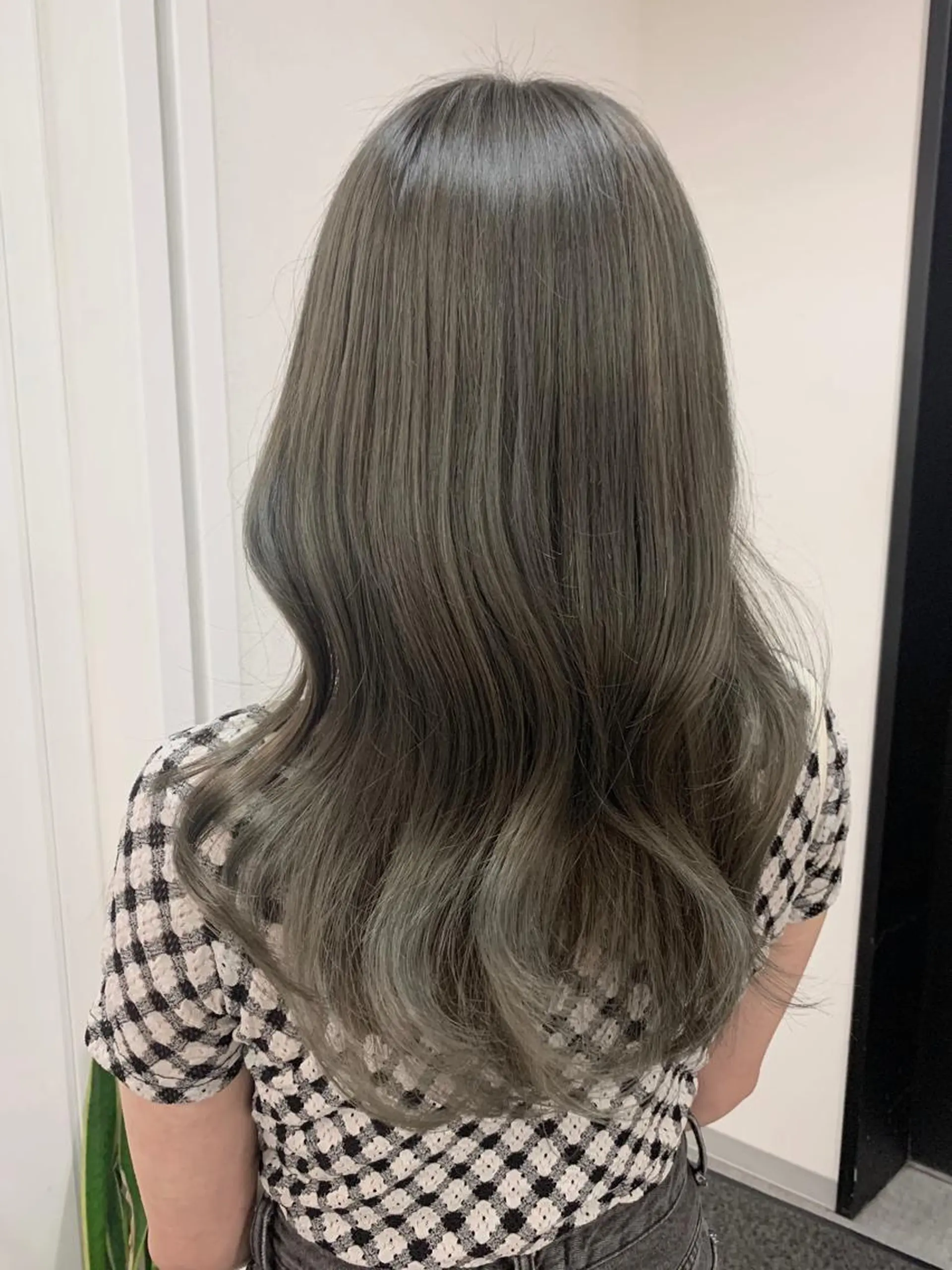 セミロング カラー ヘアアレンジ As hair所属・柔らか垢抜けｶﾗｰと ｶｯﾄ🫧ASUKAのヘアスタイル