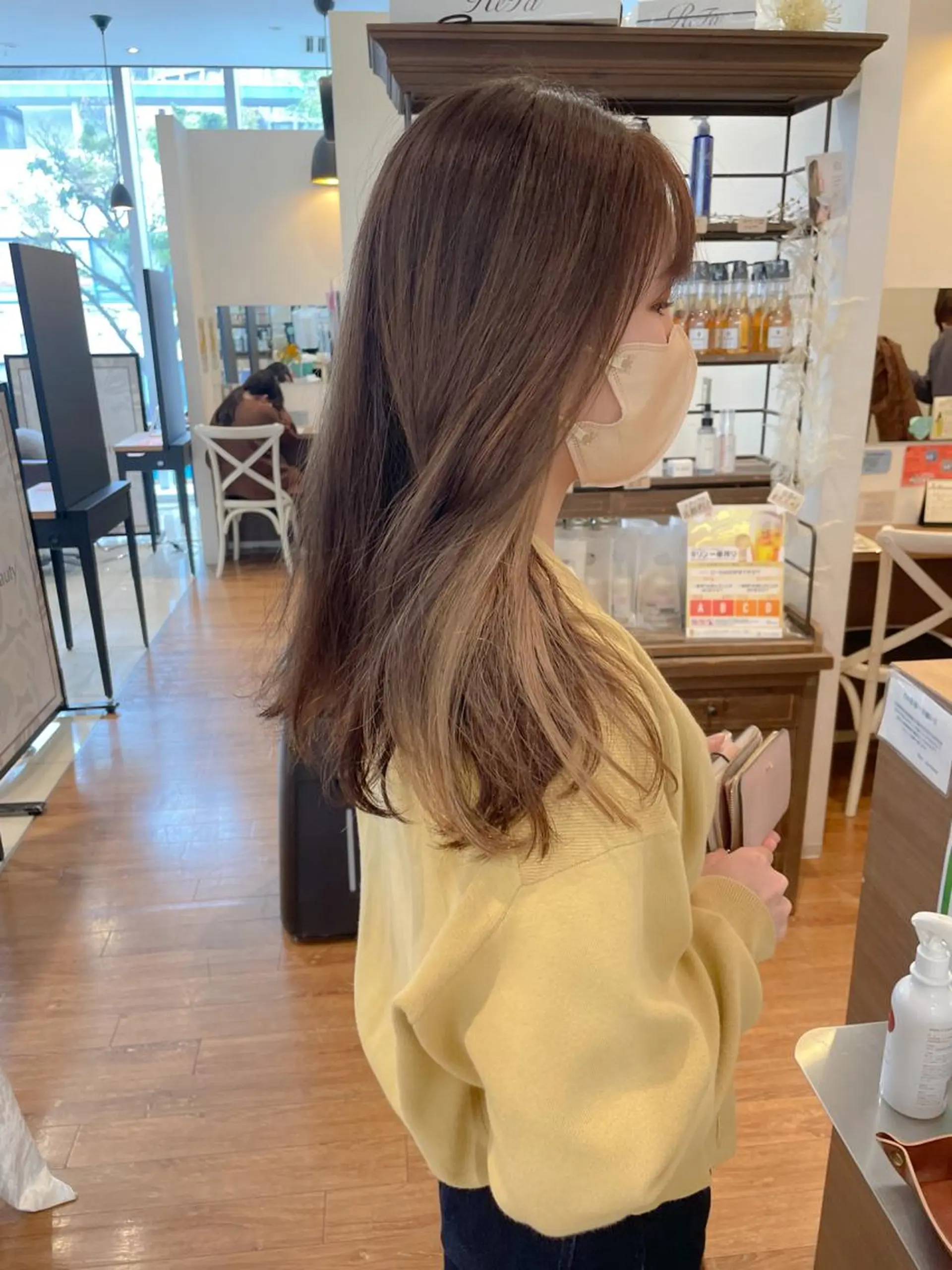 ロング カラー イヤリングカラー グレージュ ヘアカラー 髪質改善/ブリーチ 田代 龍我のヘアスタイル