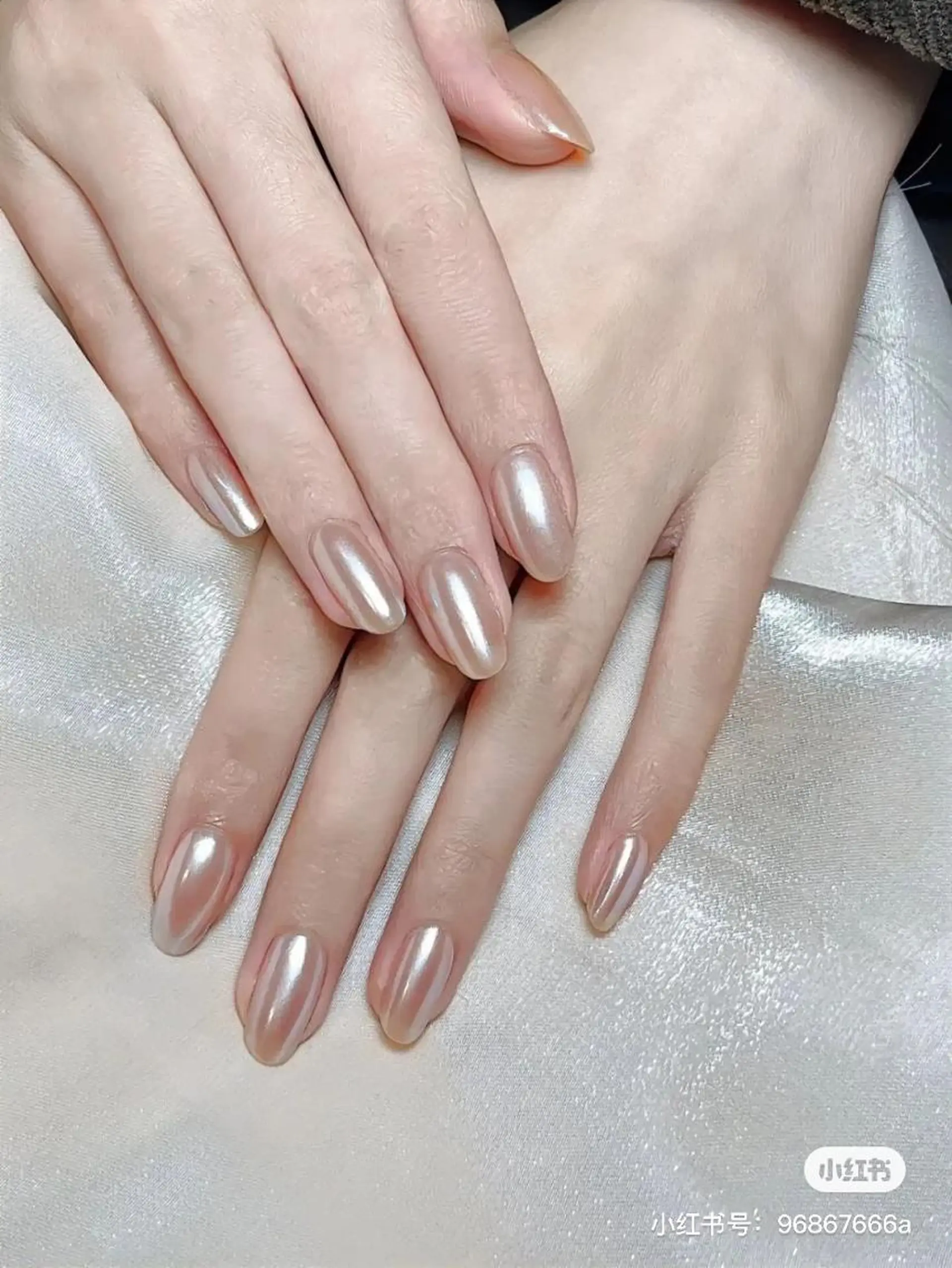 ネイル VIVIAN リサのネイルデザイン