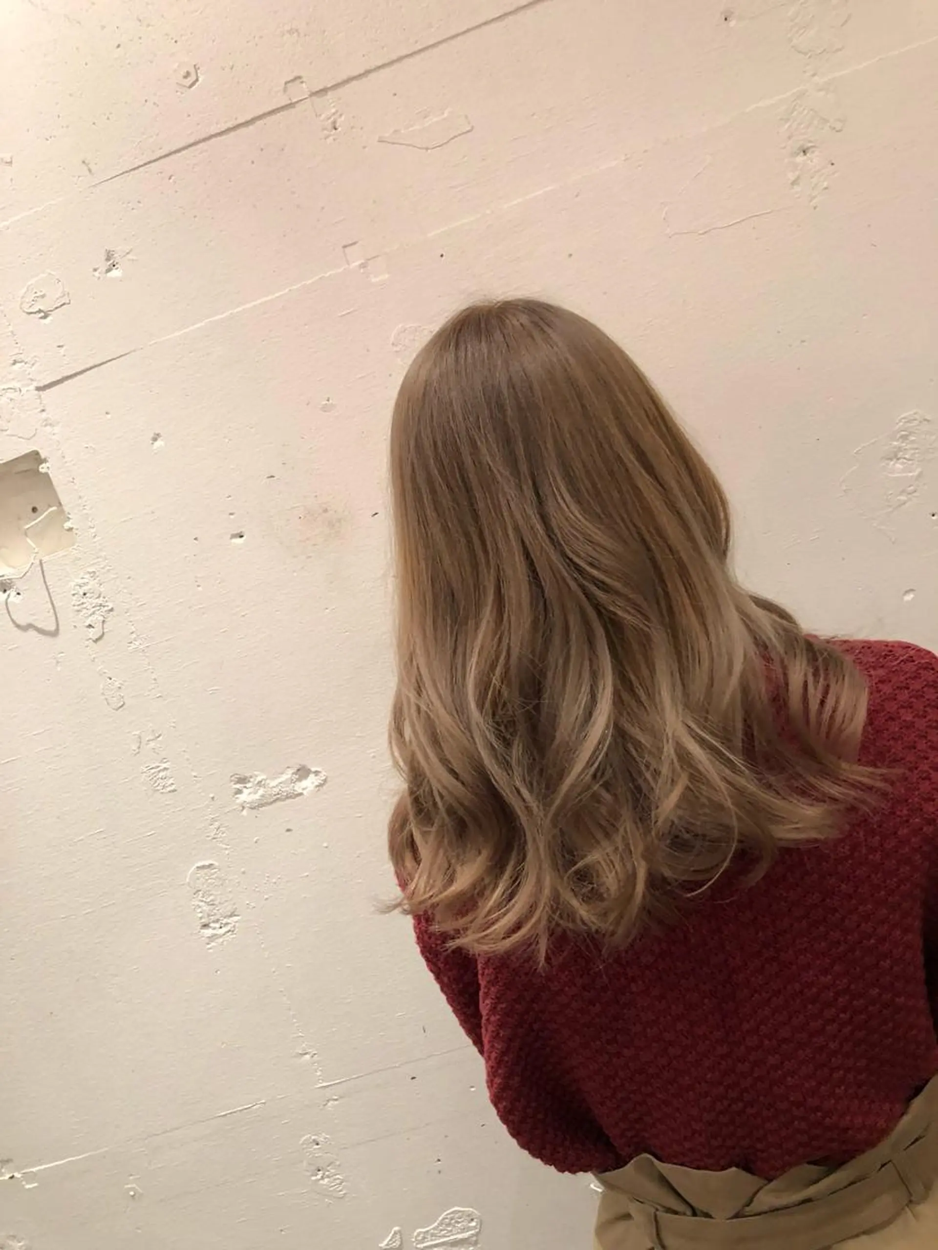 セミロング カラー ハイライトカラー ハイライト ヘアカラー トリートメント 小森谷 亮太のヘアスタイル