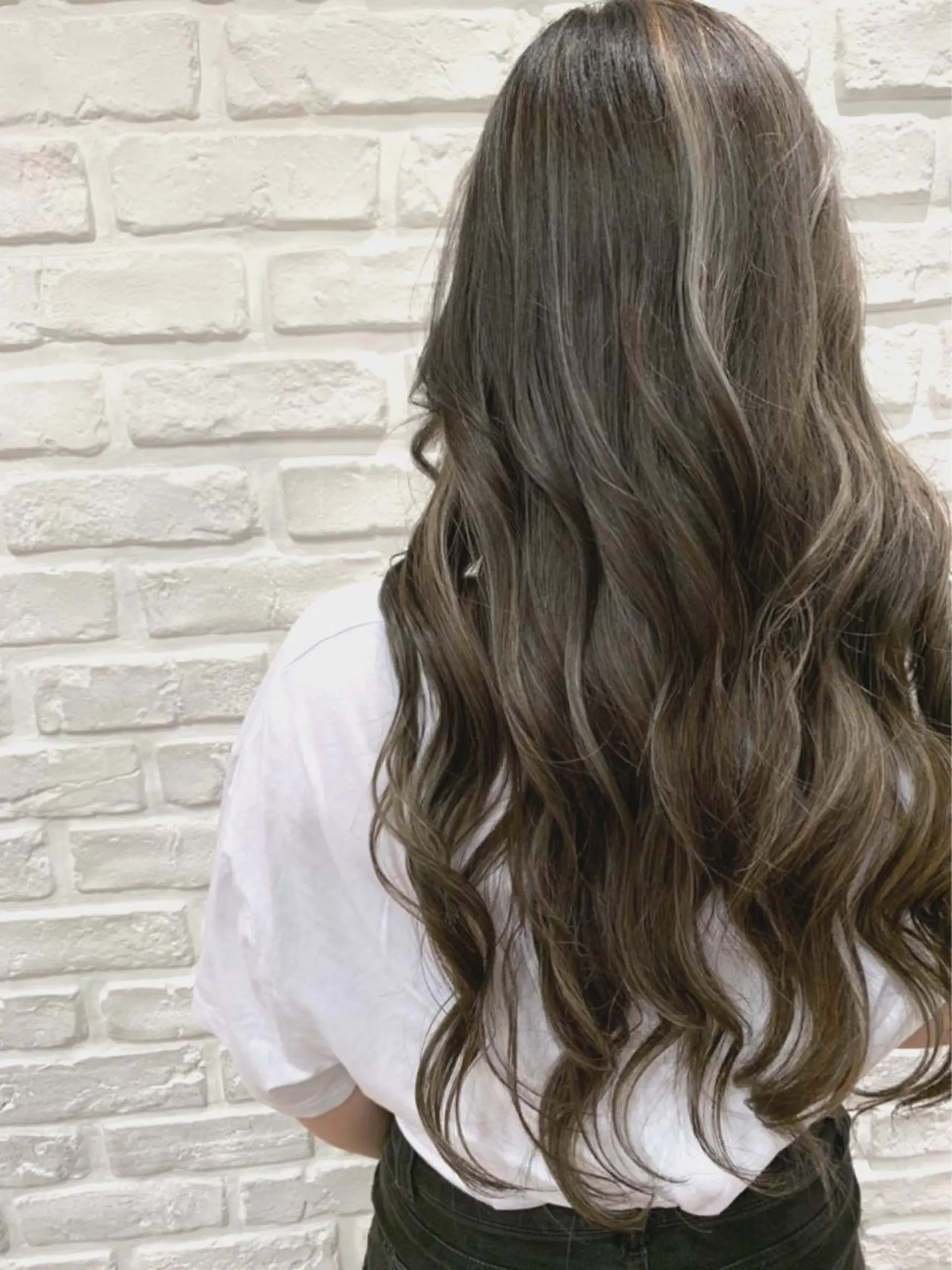 ロング カラー ヘアアレンジ ハイライトカラー ハイライト 韓国風レイヤーカット 💕髪質改善💫拓海のヘアスタイル