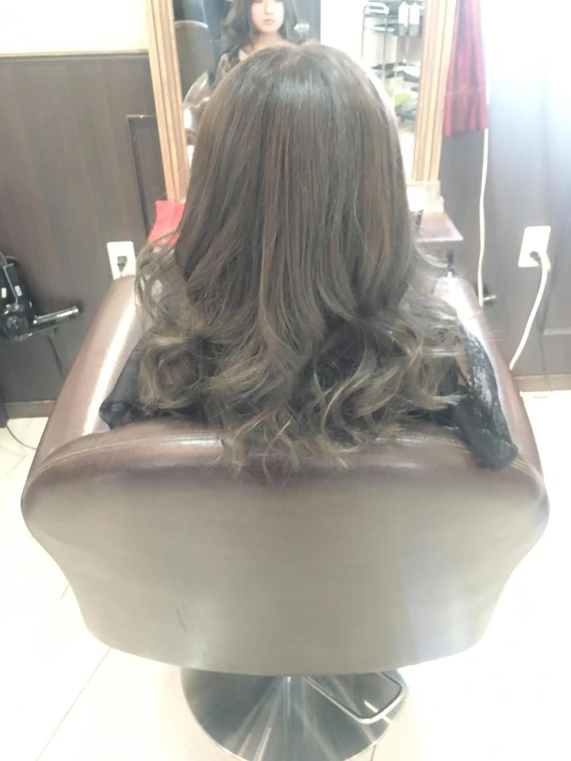 ロング カラー パーマ ヘアアレンジ 透明感カラー グラデーションカラー グレージュ レイヤー/ウルフ ハイトーンhiroのヘアスタイル