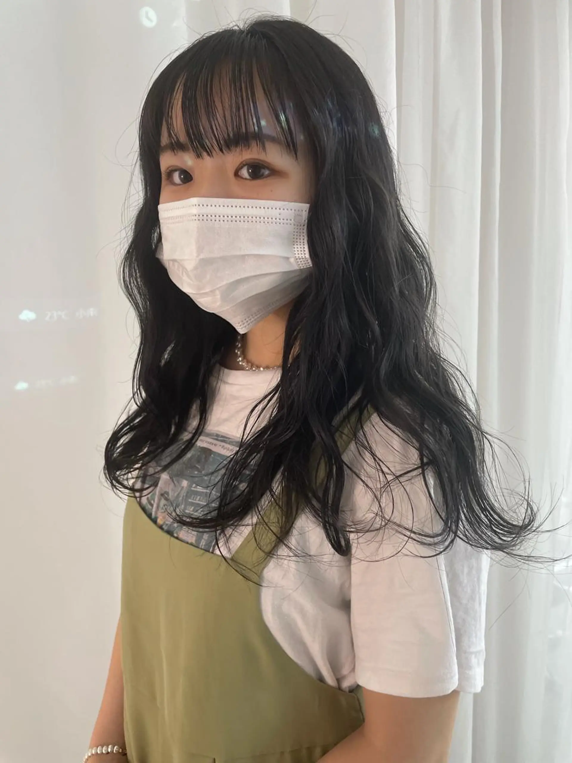 ロング カラー アッシュ ヘアカラー トリートメント アオキ リノのヘアスタイル