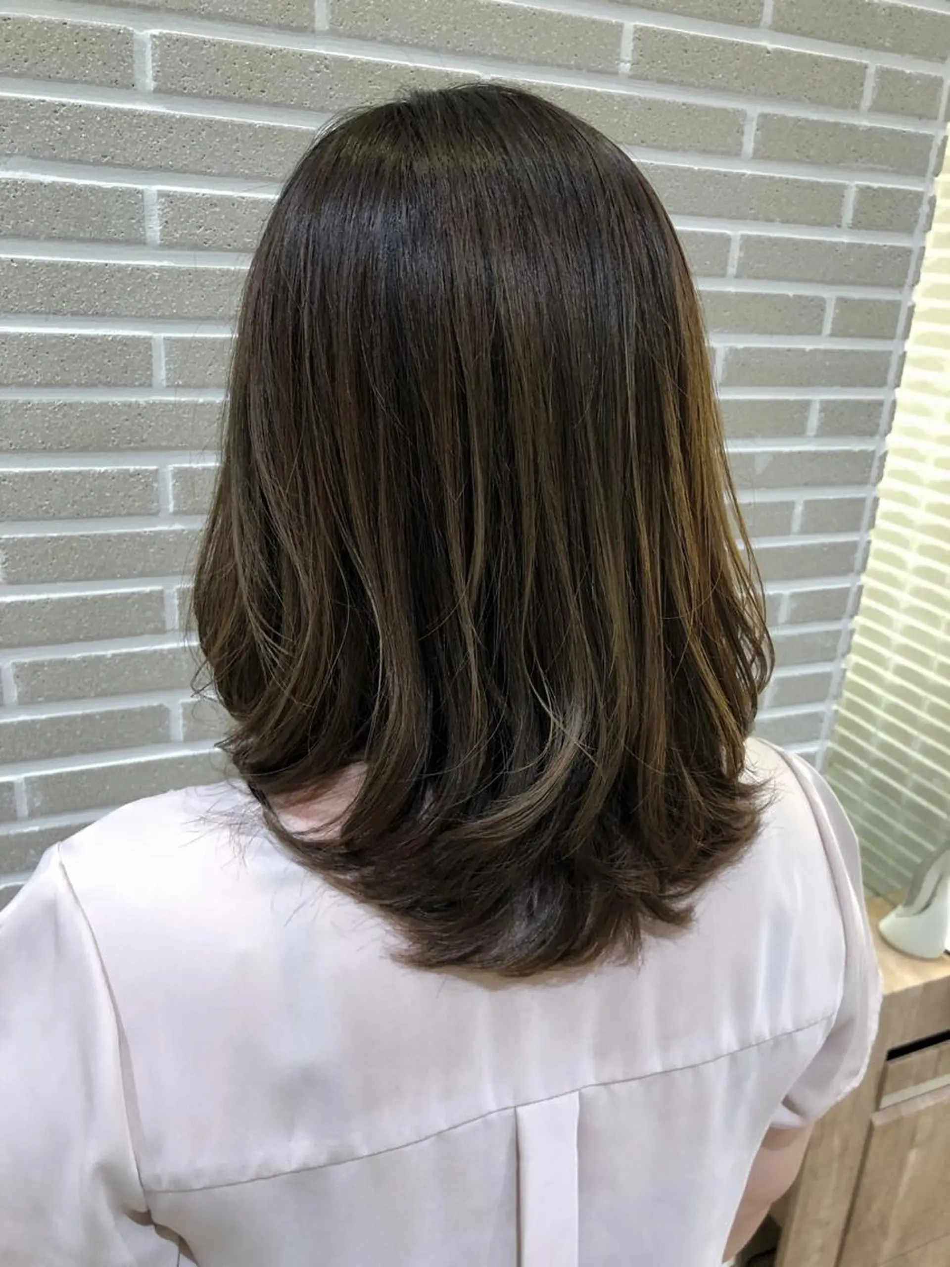 ミディアム カラー グラデーションカラー カット ヘアカラー トリートメント 山北 咲子のヘアスタイル