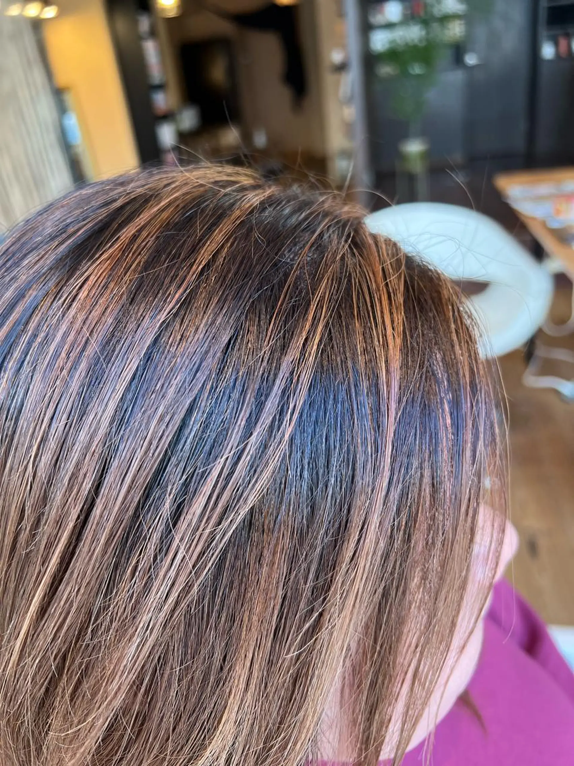 ミディアム カラー カット ヘアカラー BEACH　HAIR&NAIL所属・両国駅徒歩1分⭐️ アイロン仕上げのヘアスタイル