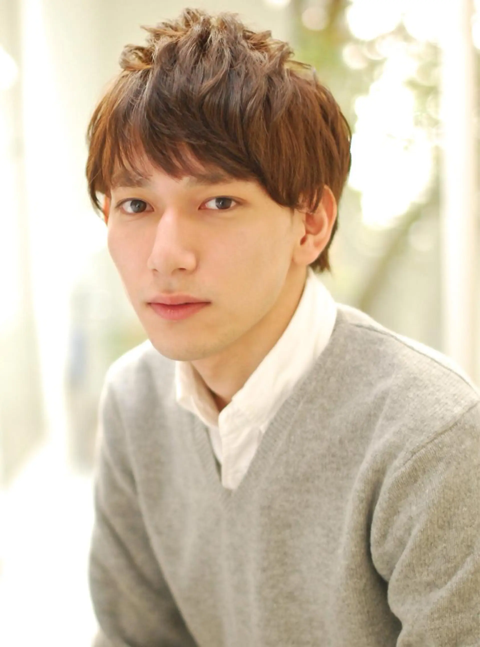 ショート カラー パーマ メンズ ショートレイヤー レイヤーカット ショートヘア 推し活専用 【派手髪】飯野ゆかりのヘアスタイル