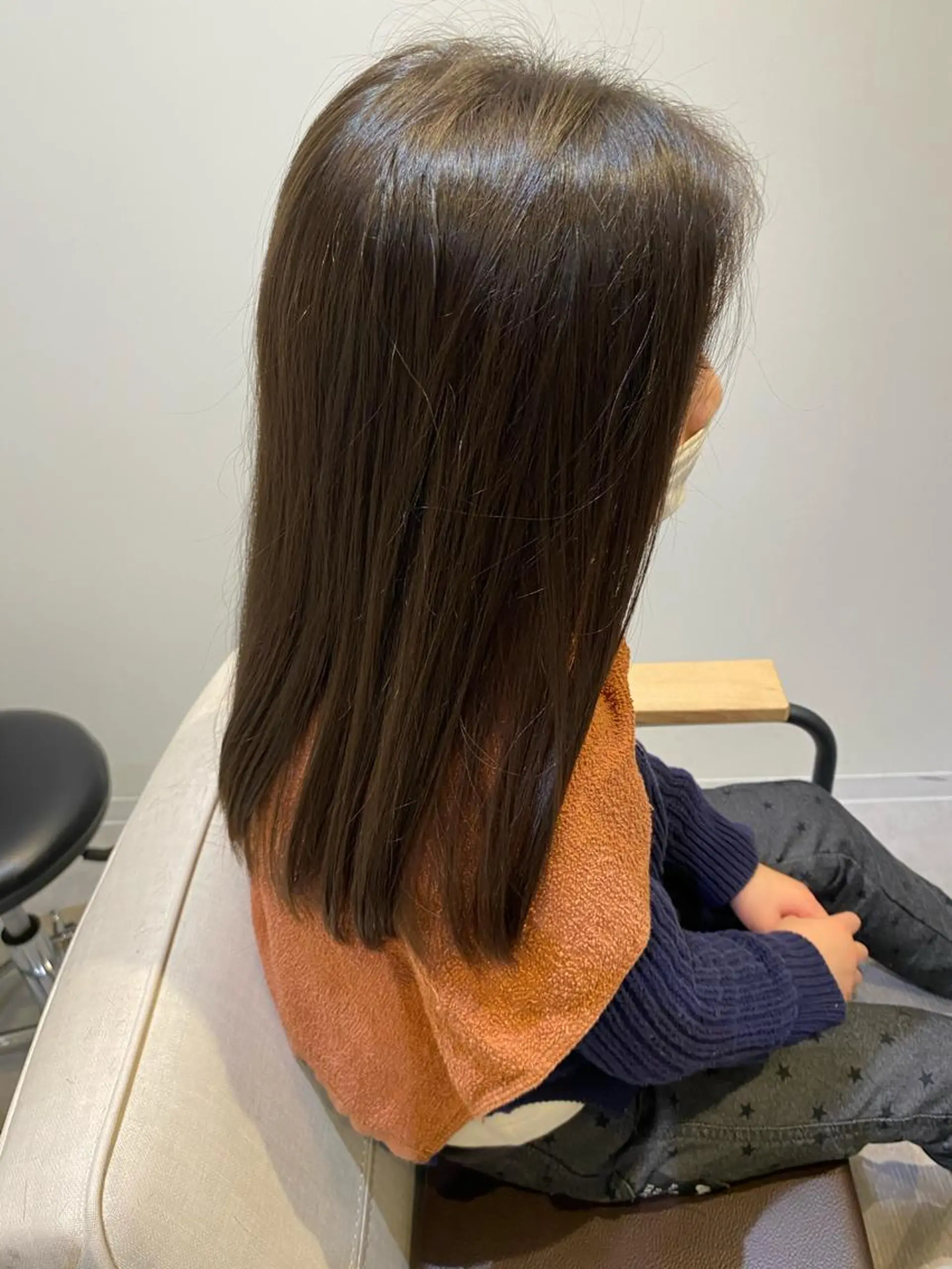 ミディアム 大阪ウルフカット ハッシュカットのヘアスタイル