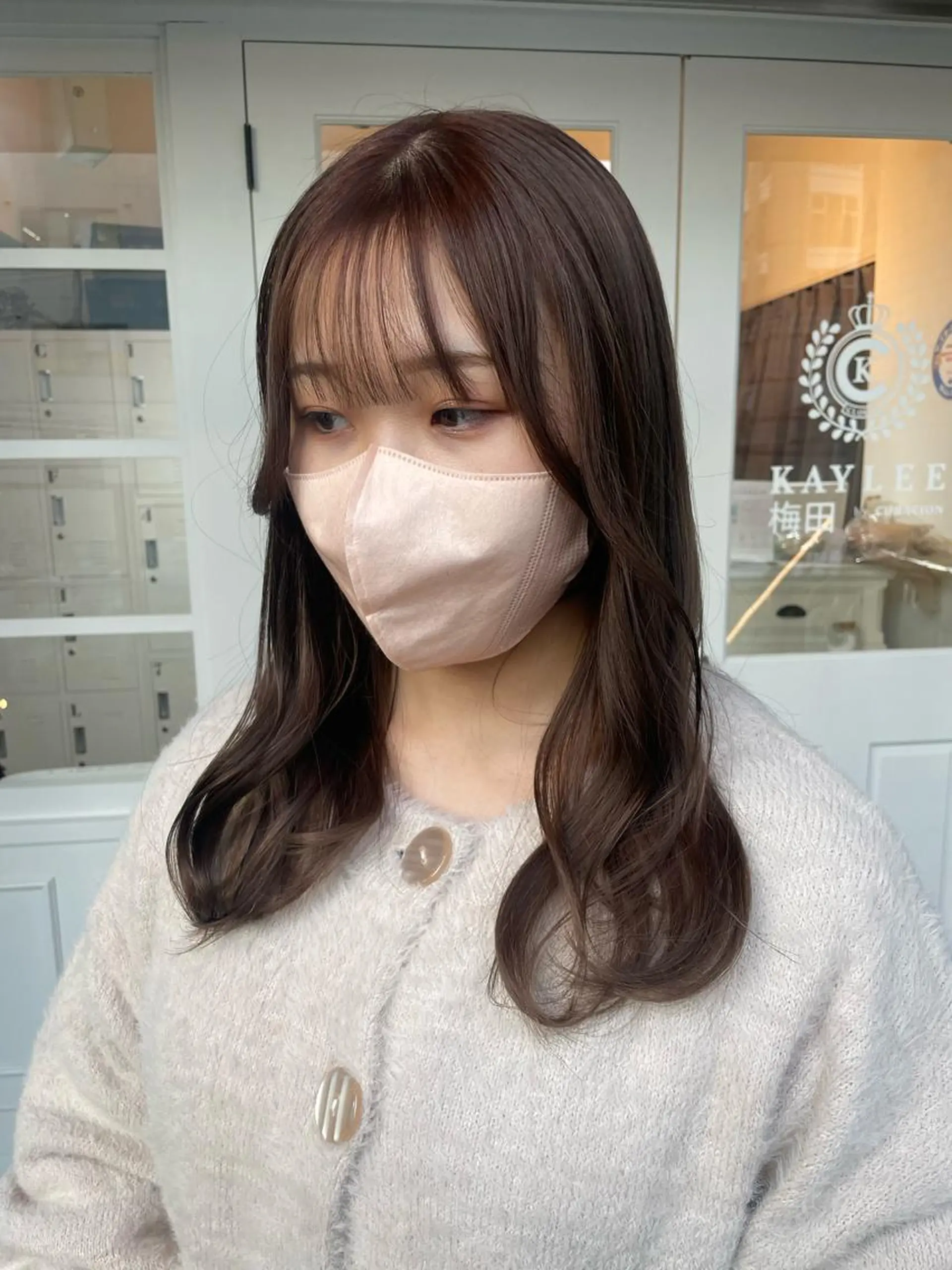 ロング カラー ヘアアレンジ ベージュカラー ブリーチ ミルクティーベージュ ヘアカラー トリートメント 酸性縮毛矯正 梅田茶屋町 Juriのヘアスタイル