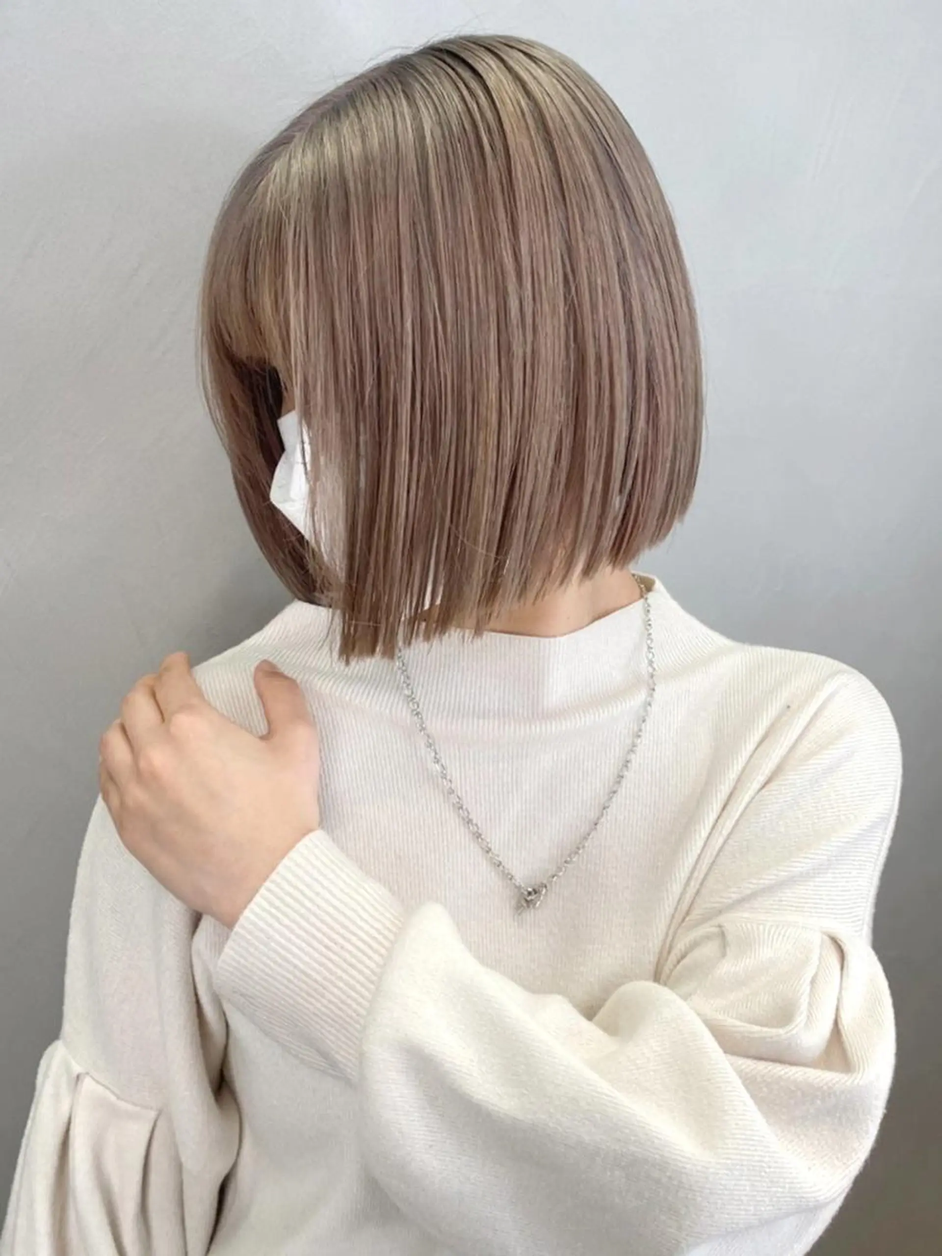 ミディアム カラー ベージュカラー ミルクティーベージュ カット ヘアカラー トリートメント ITbyALBUM 松戸のヘアスタイル