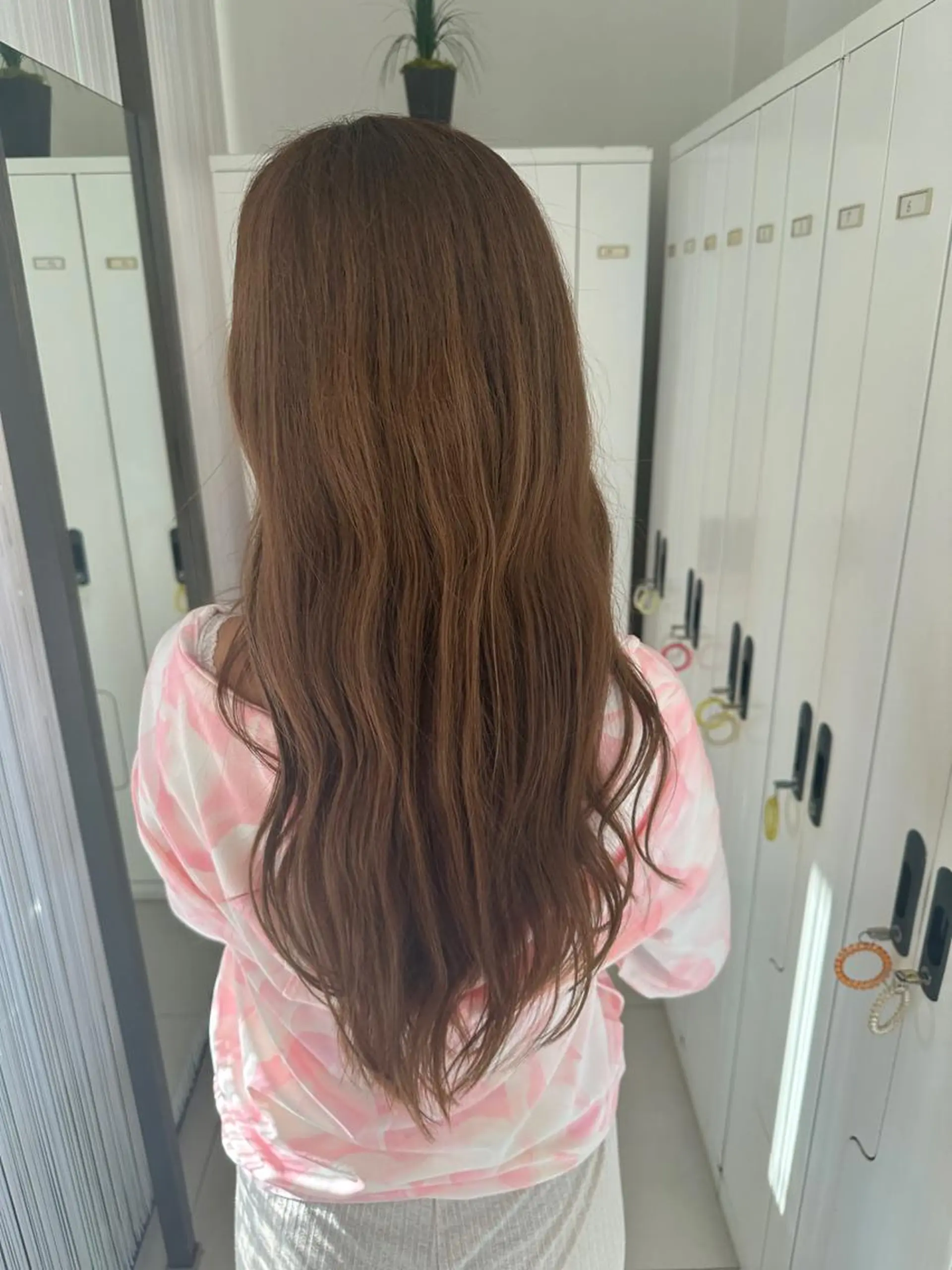 ロング 茅ヶ崎駅すぐ 艶髪カラー💓💓のヘアスタイル