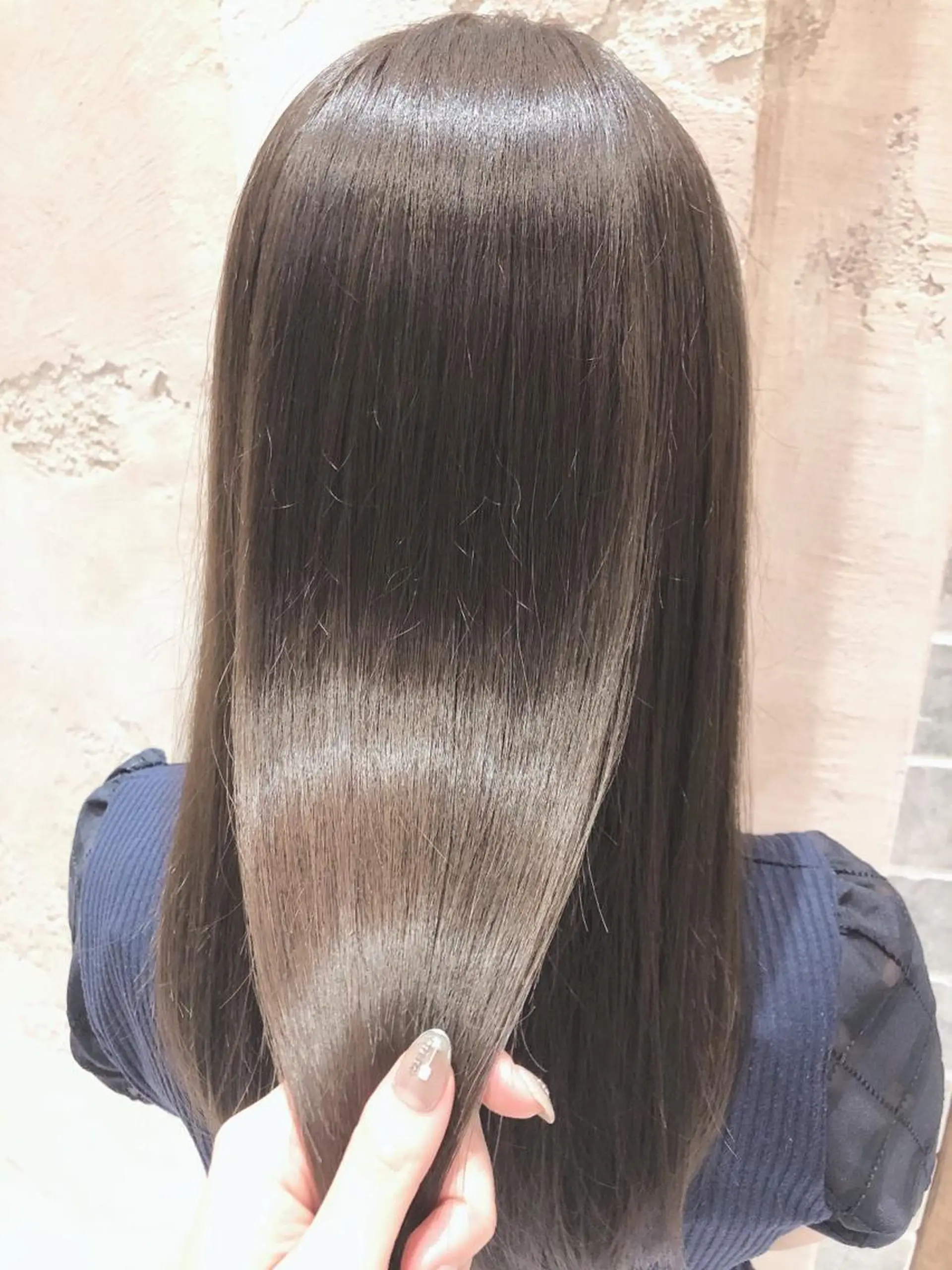 ミディアム カット ヘアカラー トリートメント 代表山口ひな 髪質改善のプロのヘアスタイル