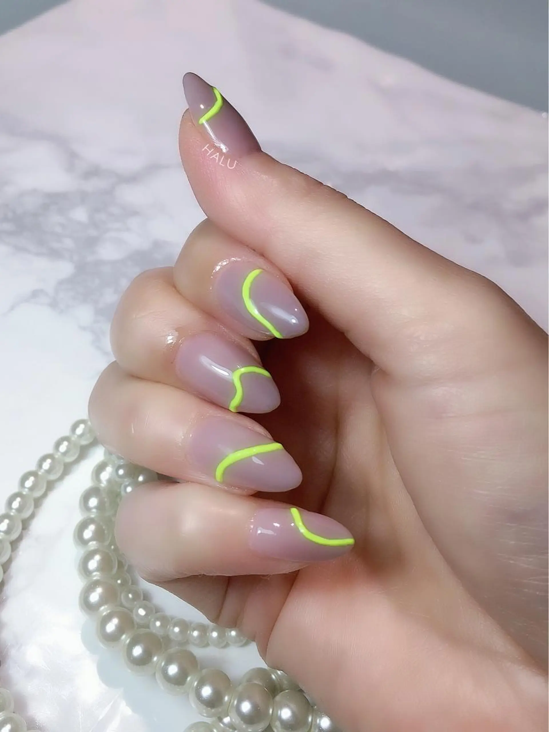 ネイル 黄色 HALU ハルのネイルデザイン