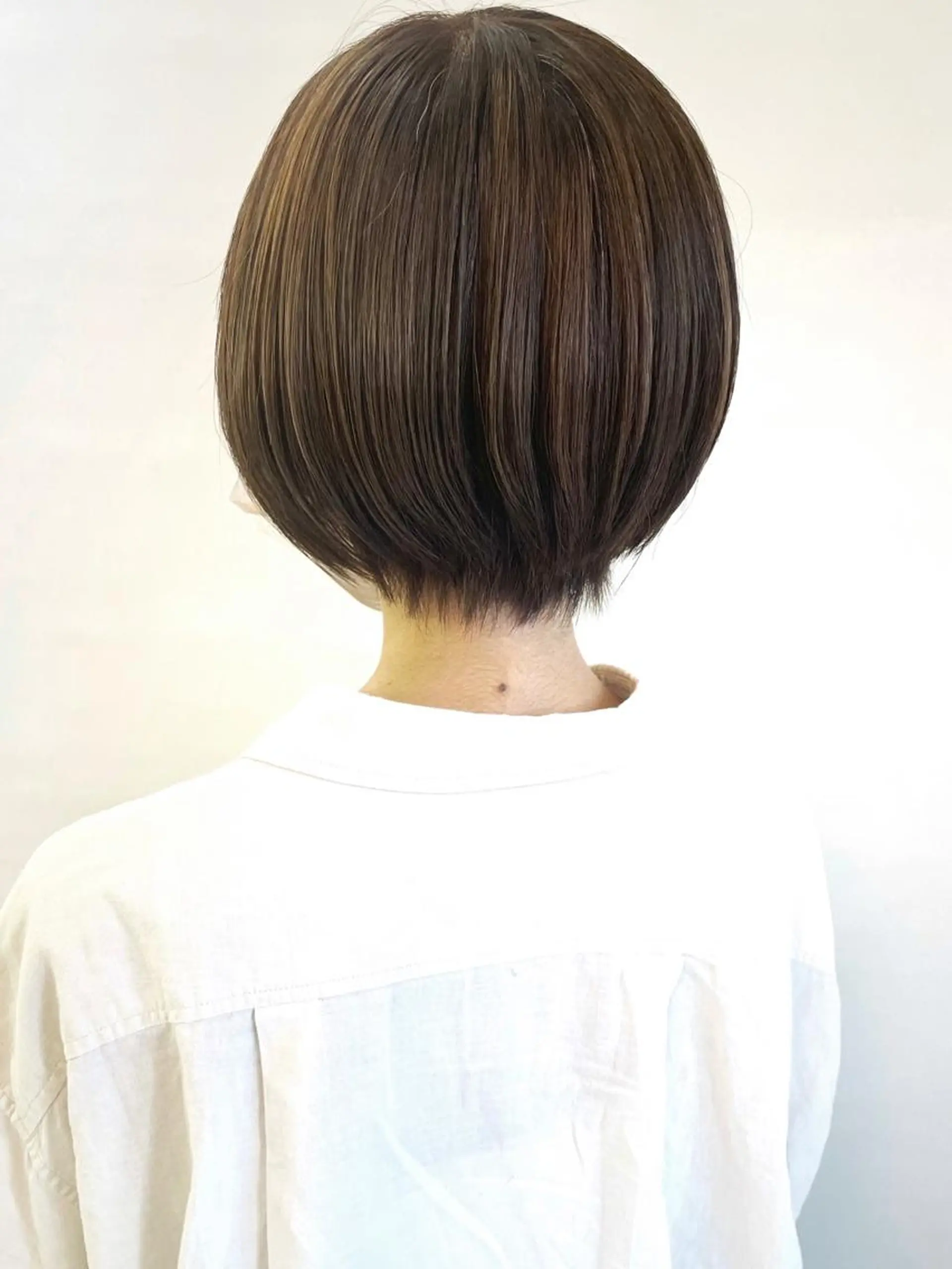 ショート カラー 丸みショート ショートヘア 齋藤 咲のヘアスタイル