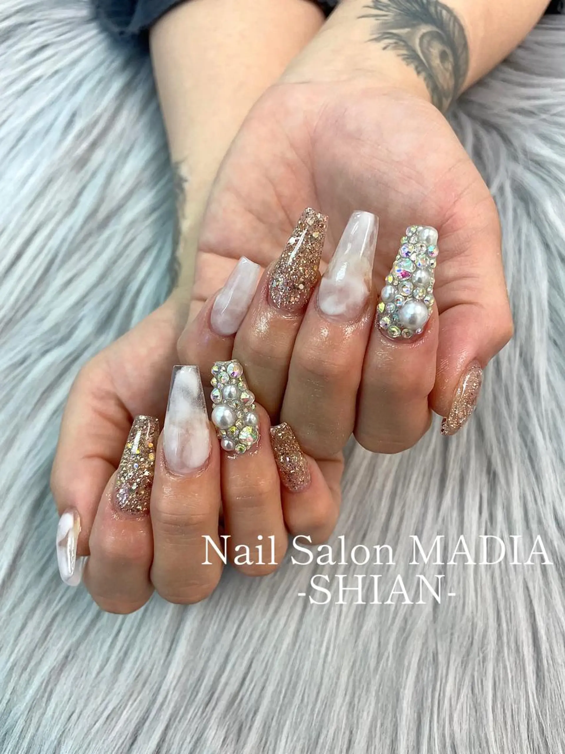 ネイル MADIA所属・MADIA SHIANのネイルデザイン