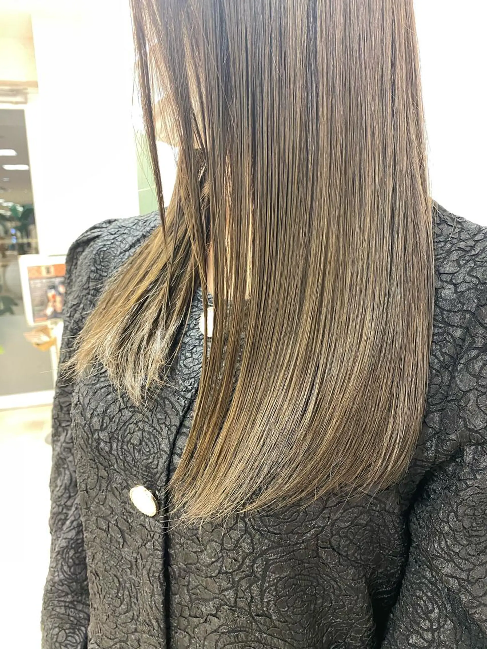 セミロング カラー カット ヘアカラー ハイトーン/ウルフ /レイヤー/坂野幸伸のヘアスタイル