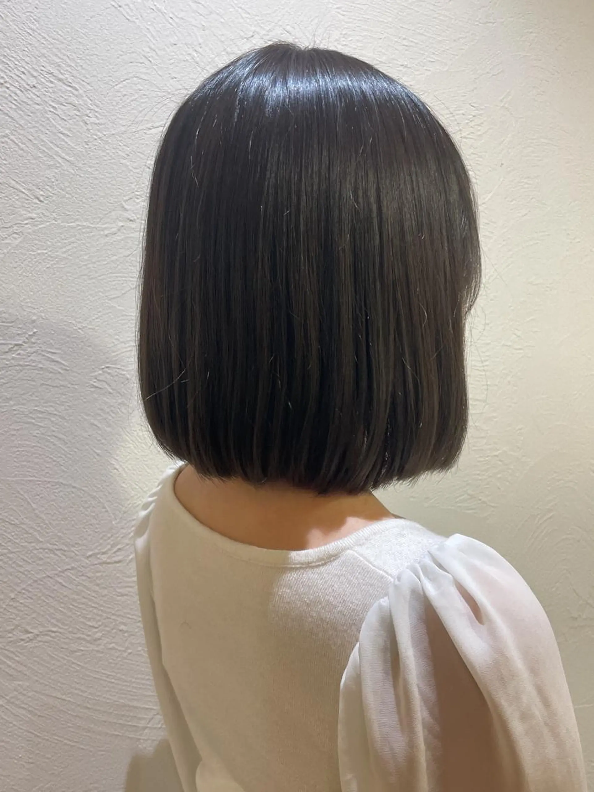 ミディアム ヘアカラー トリートメント ヘッドスパ THE AWESUM（オーサム）所属・KURUMI SHIMAのヘアスタイル