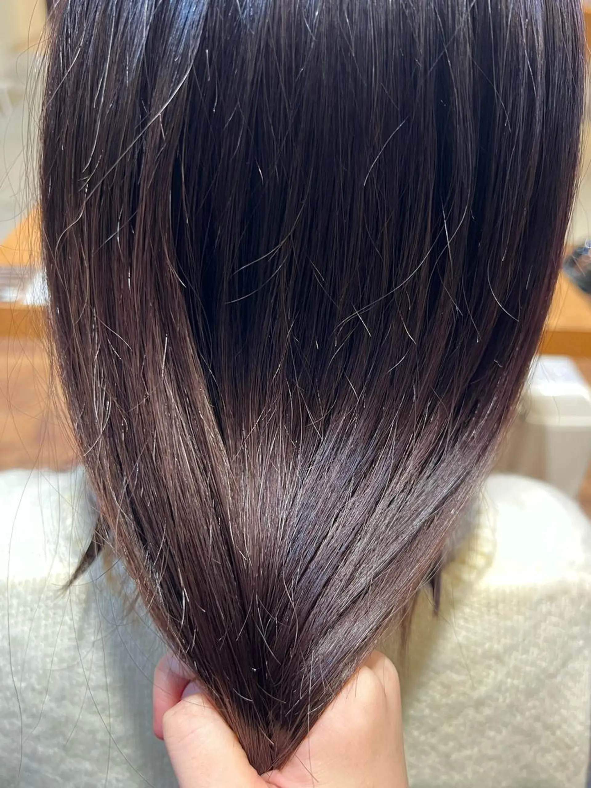 ミディアム カラー hair  bh.maara所属・bh.maara デザイン／ハイトーンのヘアスタイル