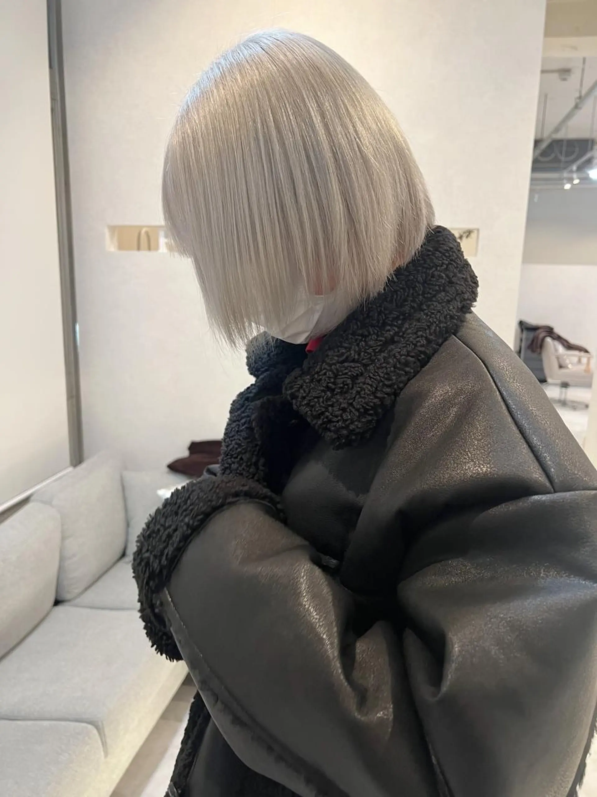 ショート ハイライト レイヤーカット 髪質改善カラー× 美髪ストレート前出のヘアスタイル