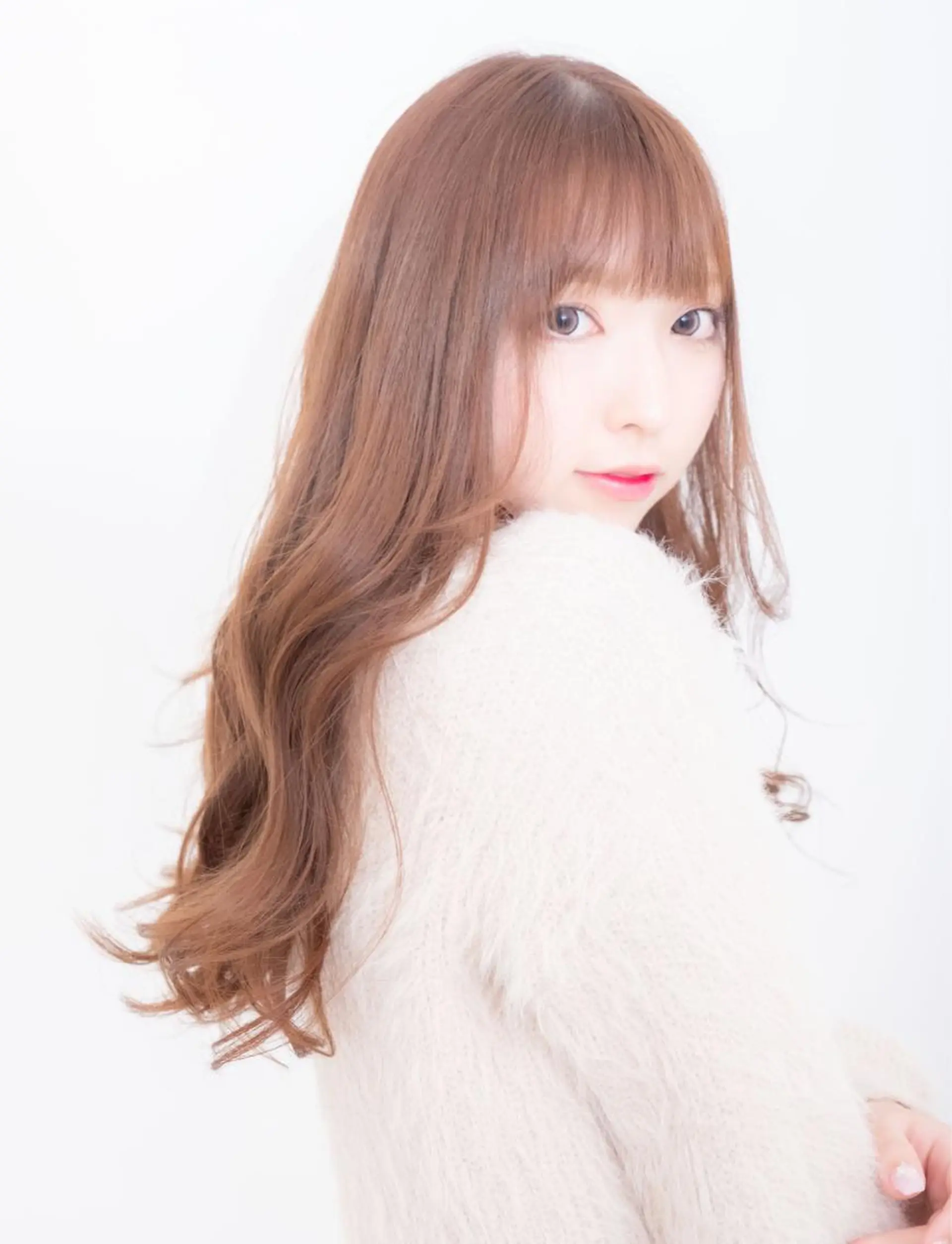 セミロング カラー hair.spa mash&mash AVEDA所属・中西 優典のヘアスタイル