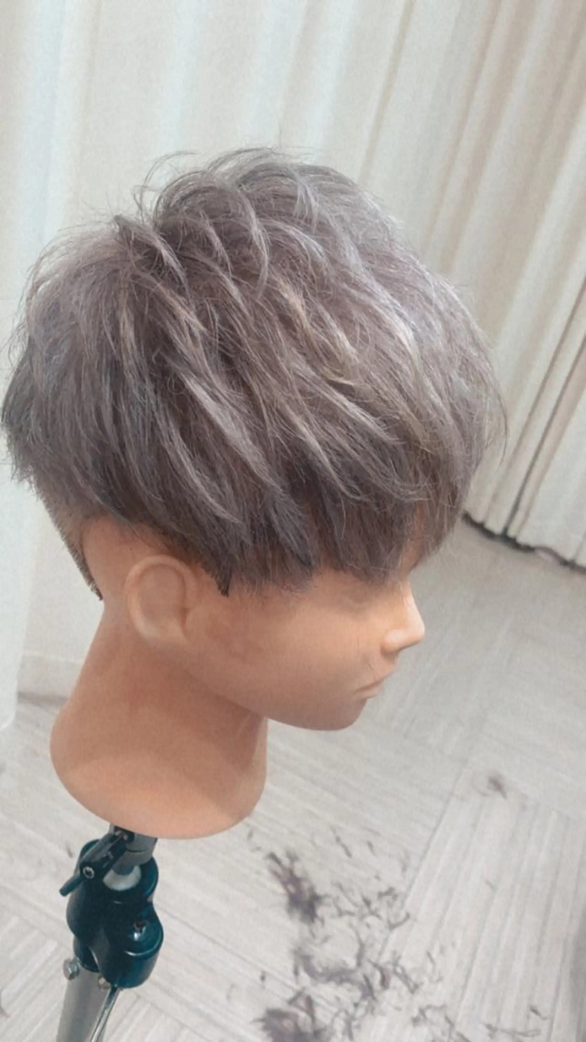 カラー メンズ narumi .のヘアスタイル