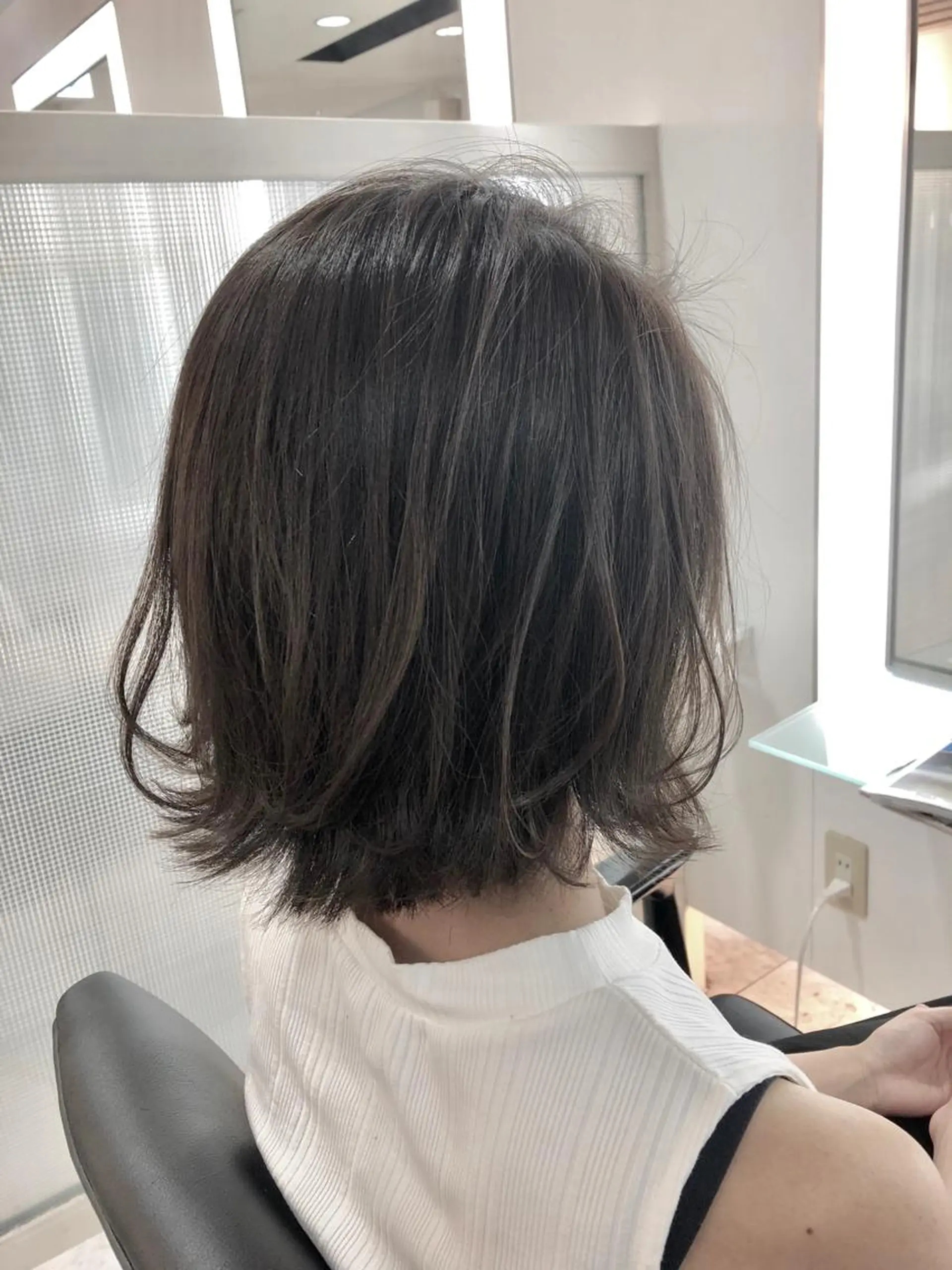 ミディアム ハイライト attrait アトレ 梅田店所属・田村拓巳 韓国風、髪質改善のヘアスタイル