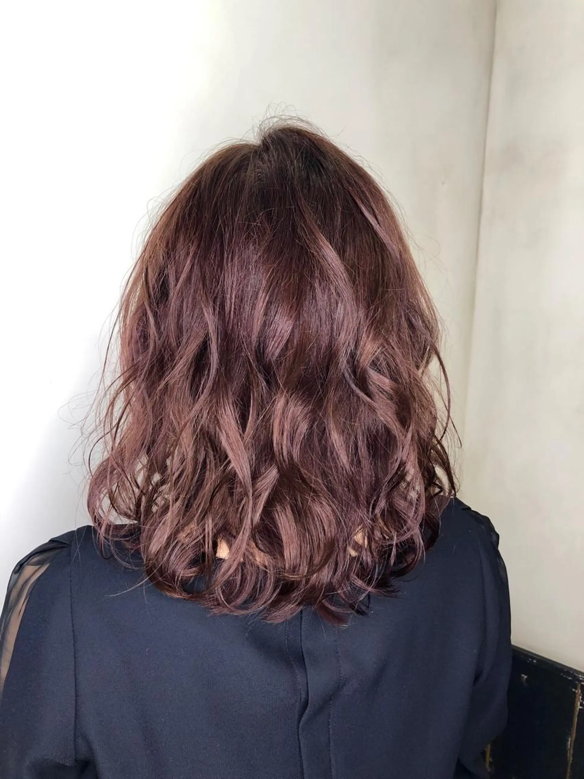 ミディアム カラー パーマ 透明感カラー イルミナカラー ラベンダーカラー ラベンダーピンク ピンクカラー 美髪矯正 🌈髪質改善 山下のヘアスタイル