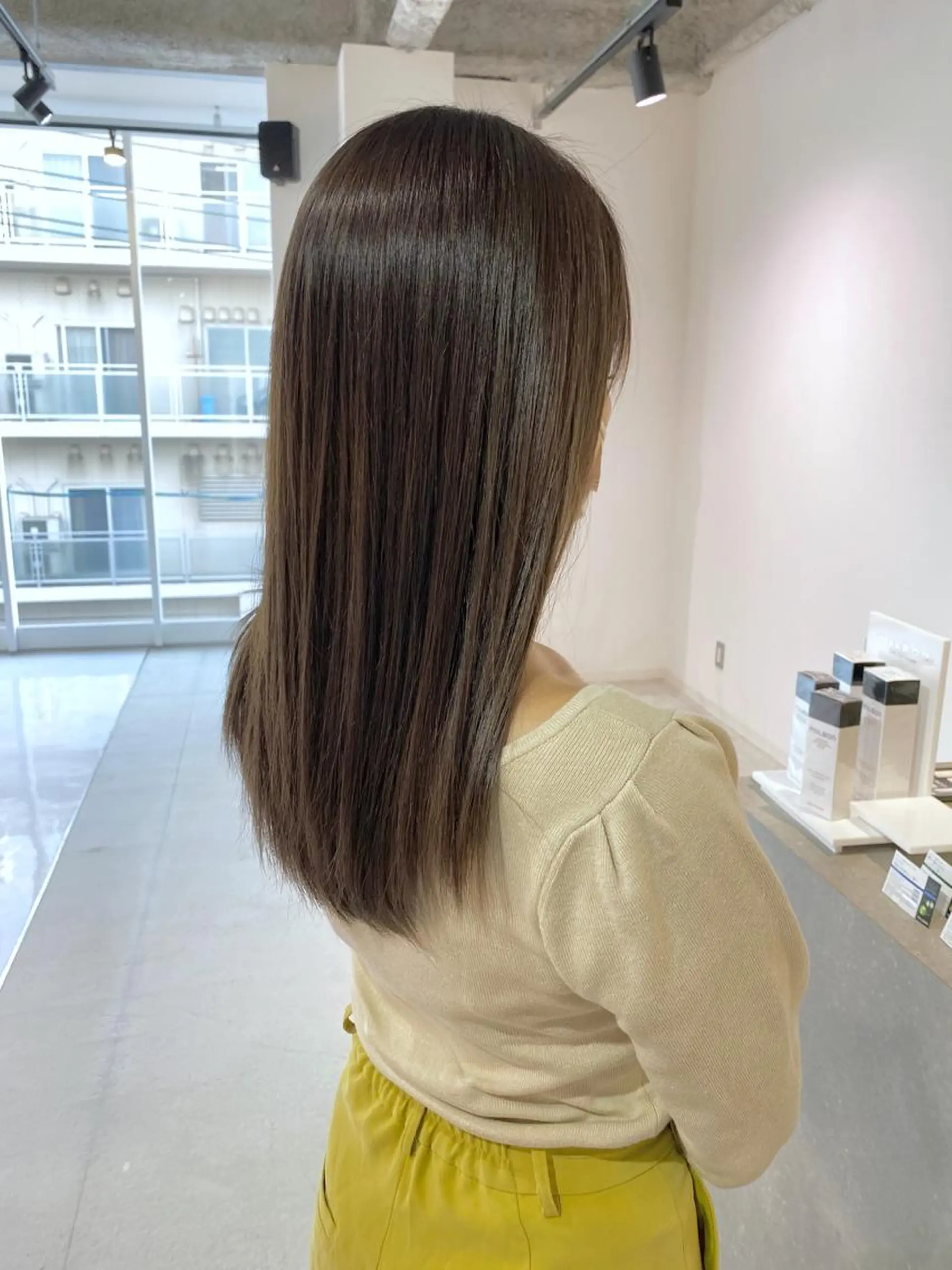 カラー グレージュ オリーブグレージュ オリーブグレー ALL HAIR所属・ALL  HAIR 大河由実のヘアスタイル