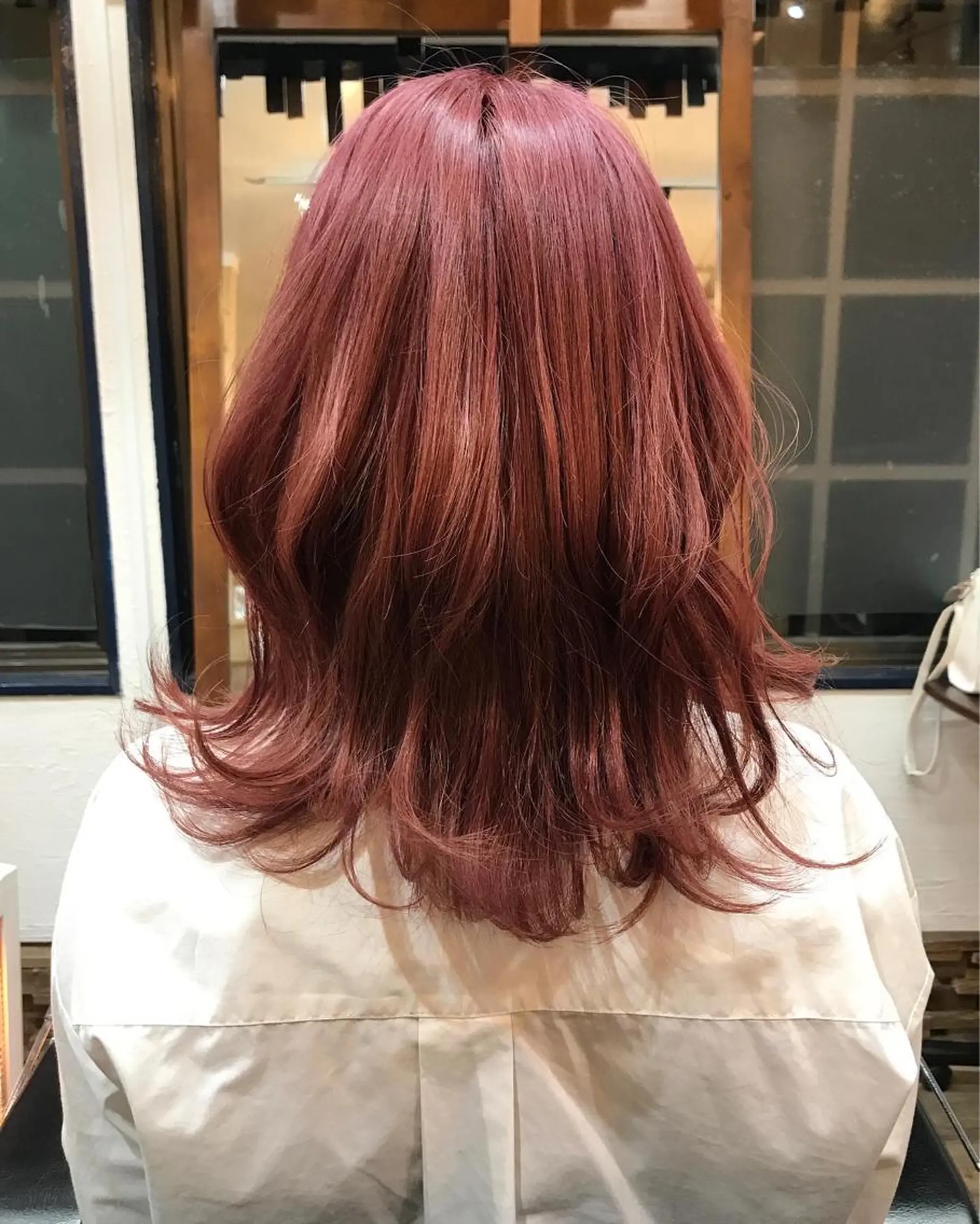 セミロング カラー ブリーチ ピンクカラー Hair Salon g-room所属・大山 雅矢のヘアスタイル