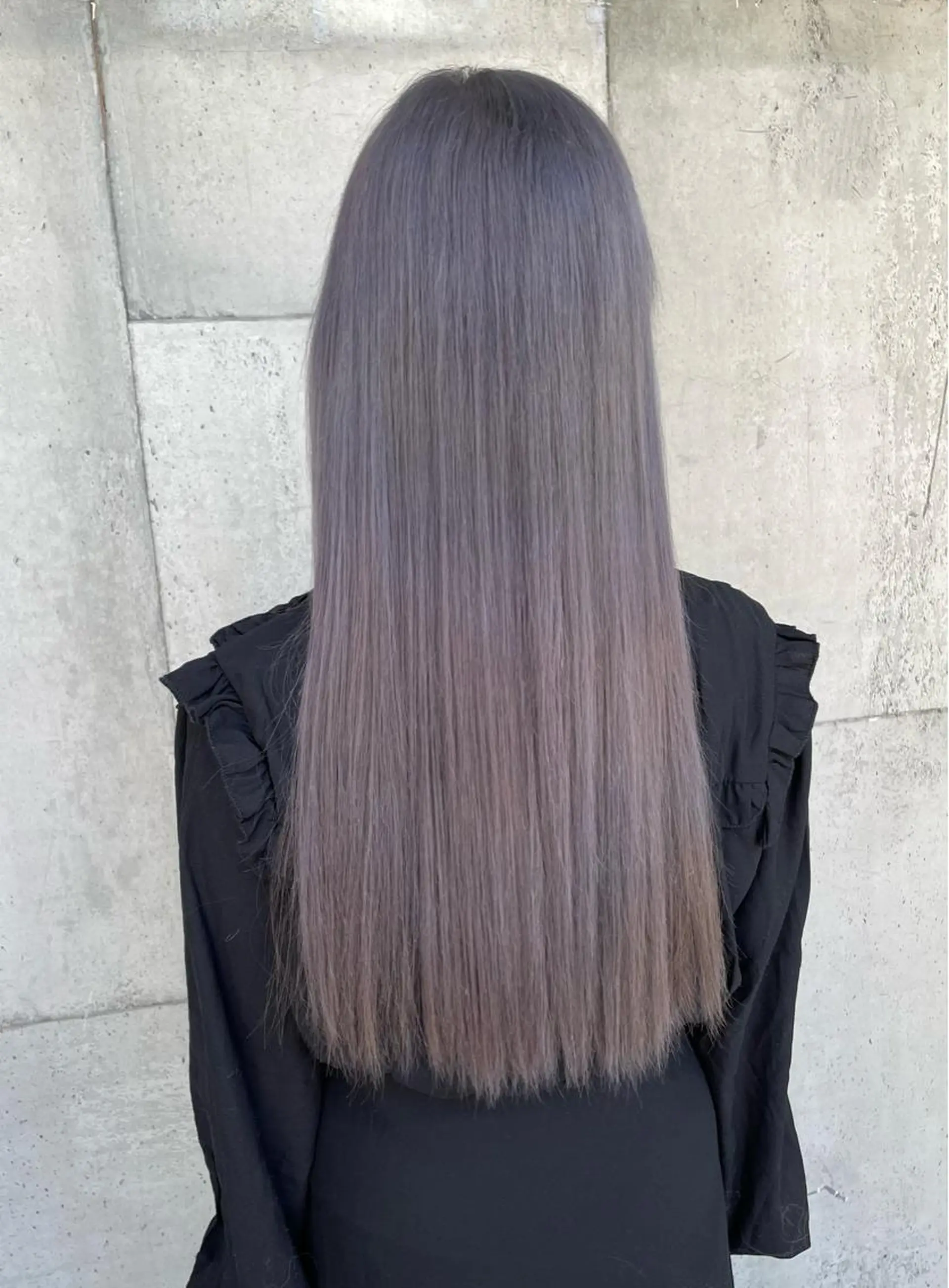 ロング 大内 志穂のヘアスタイル