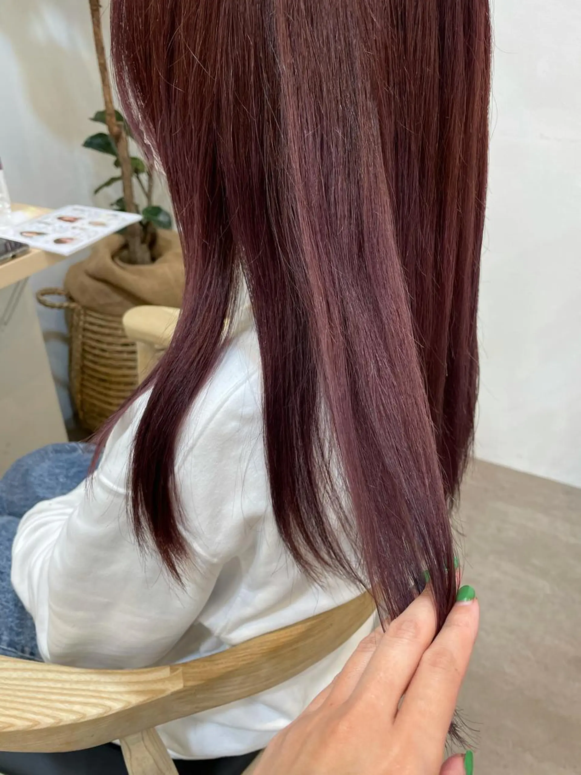 カラー 大迫 江梨のヘアスタイル