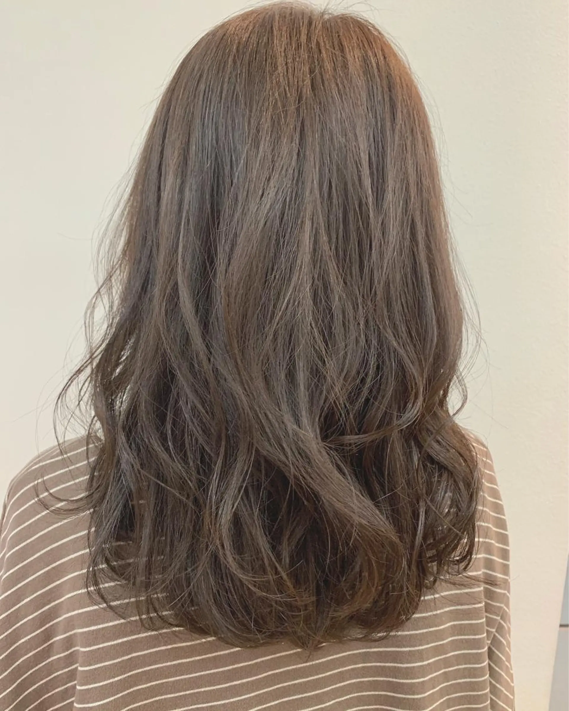 セミロング カット ヘアカラー トリートメント 萌花　moeka /韓国/レイヤーのヘアスタイル