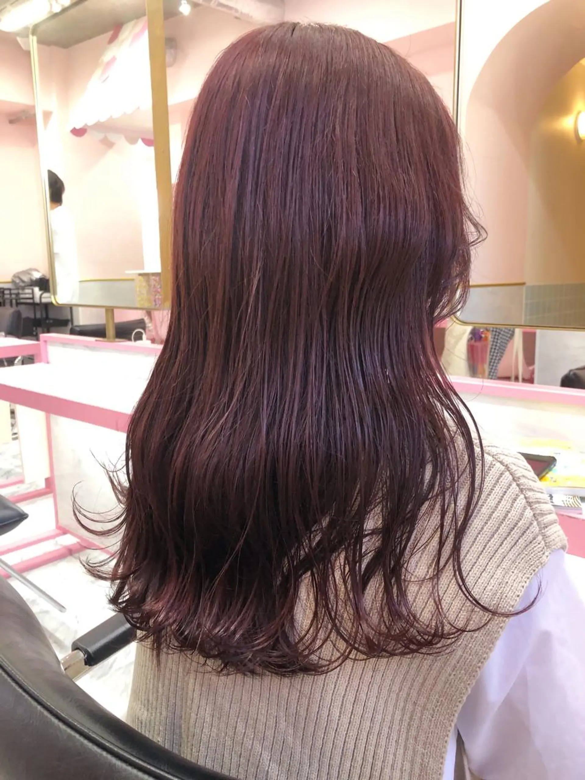 ロング カラー ヘアカラー 艶髪 🦋CON🦋のヘアスタイル