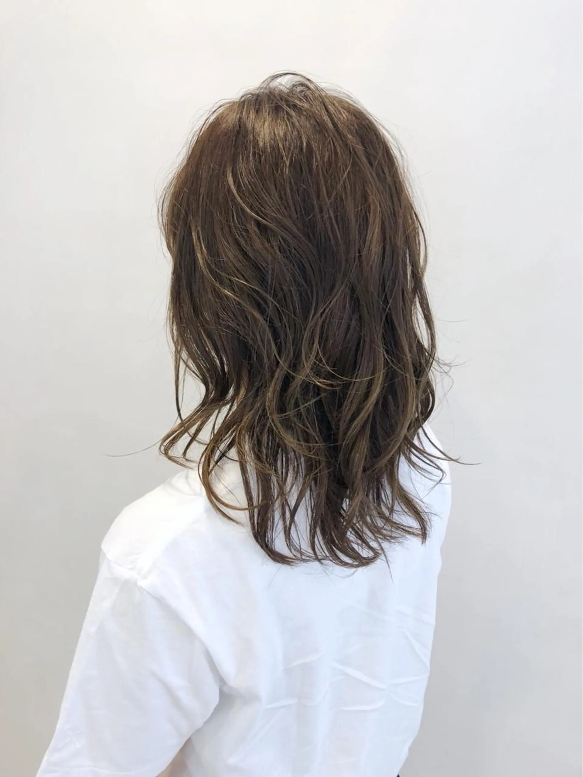 ミディアム カラー カット ヘアカラー トリートメント 宮林　努 / Ash 日野店のヘアスタイル