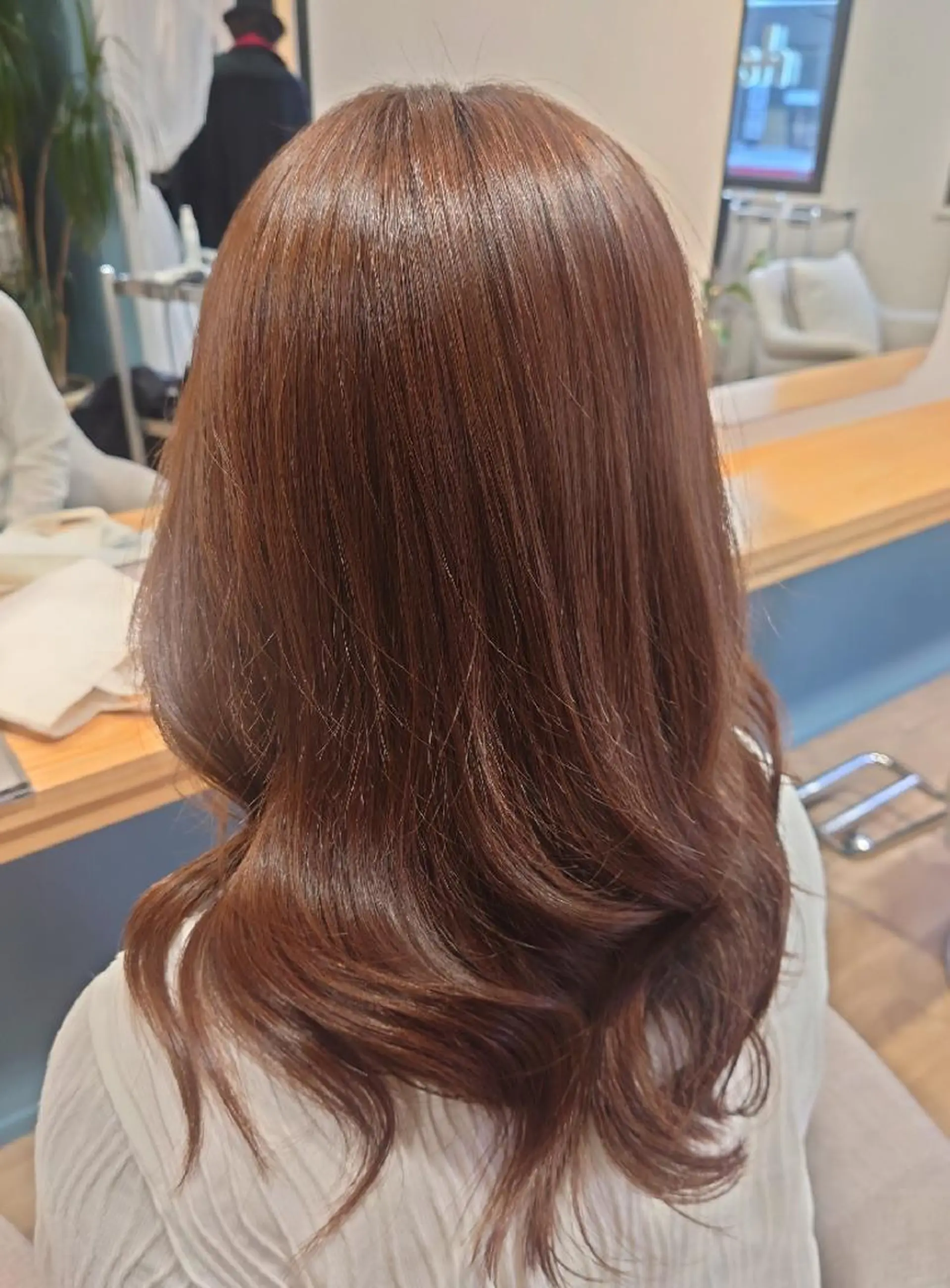 ロング カラー ブラウンカラー カット ヘアカラー CESLIONS祐天寺所属・田中将平【 サロンマネージャー】のヘアスタイル