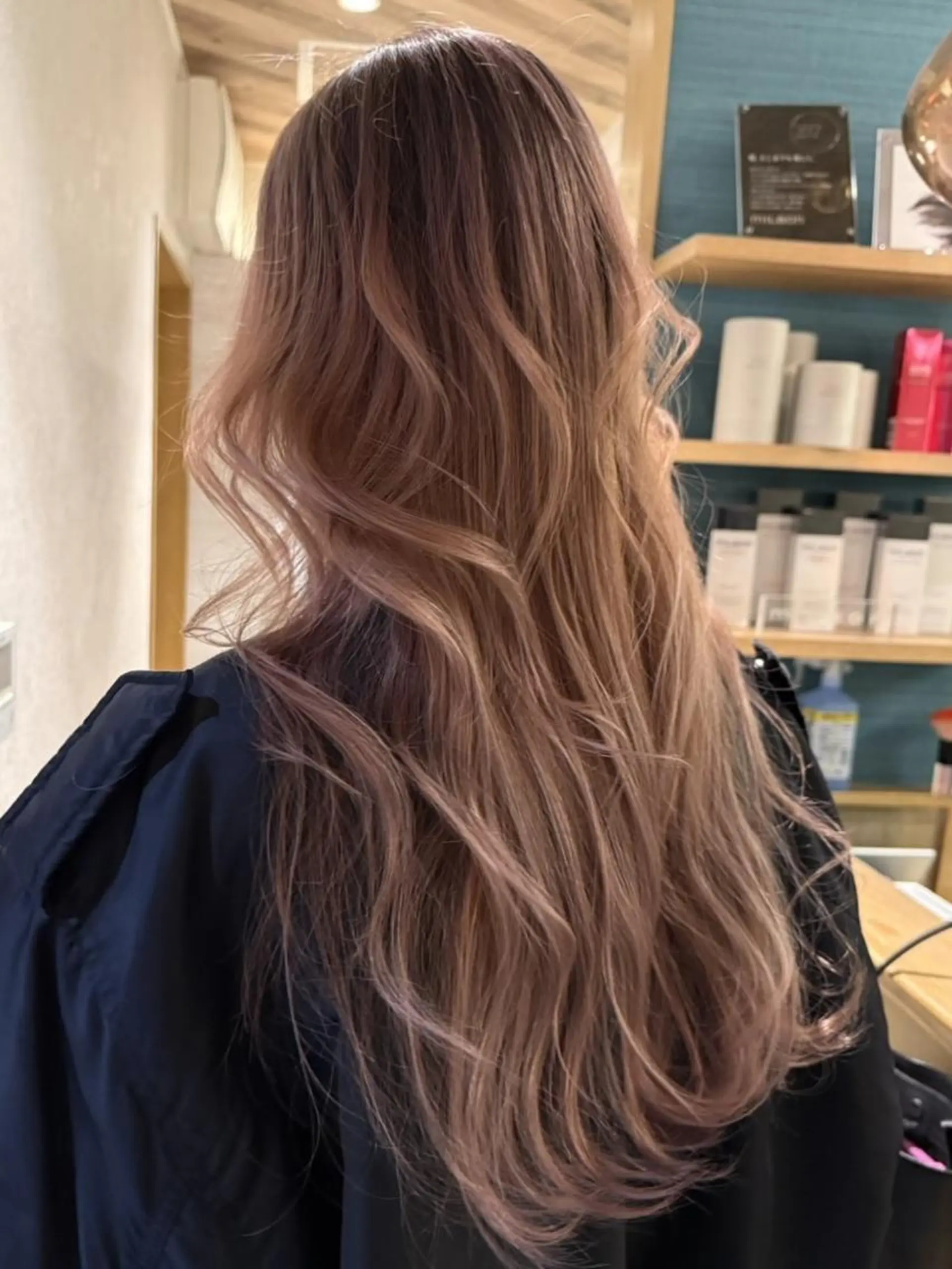 ロング TIGRE tenjinのヘアスタイル