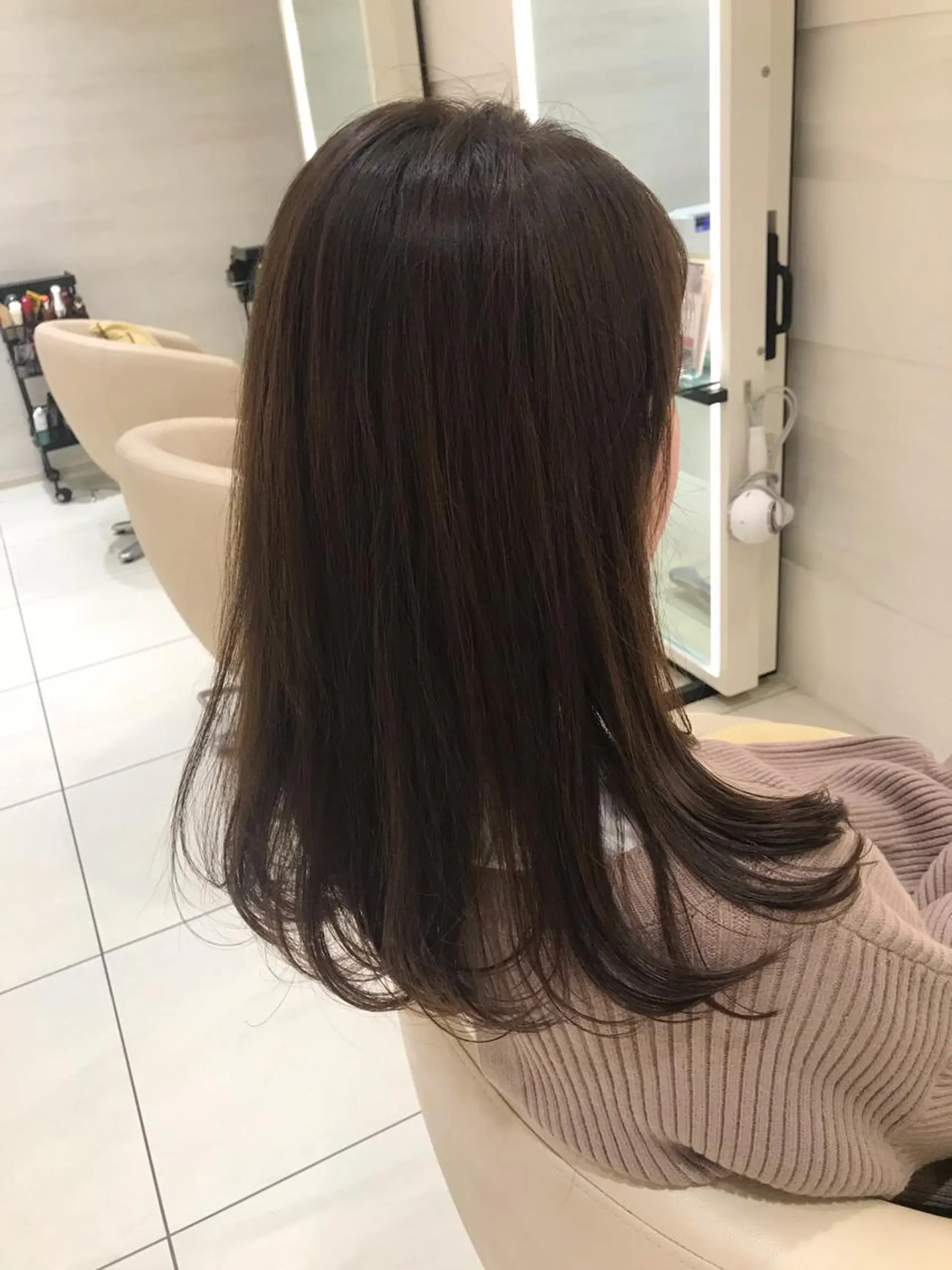 ロング カラー 石田 優菜のヘアスタイル
