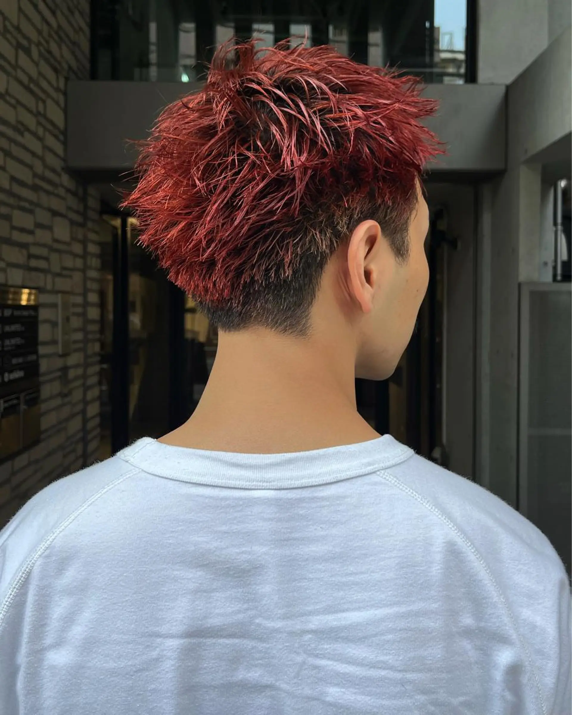 メンズ カット ヘアカラー NERO 眞下秋歩のヘアスタイル