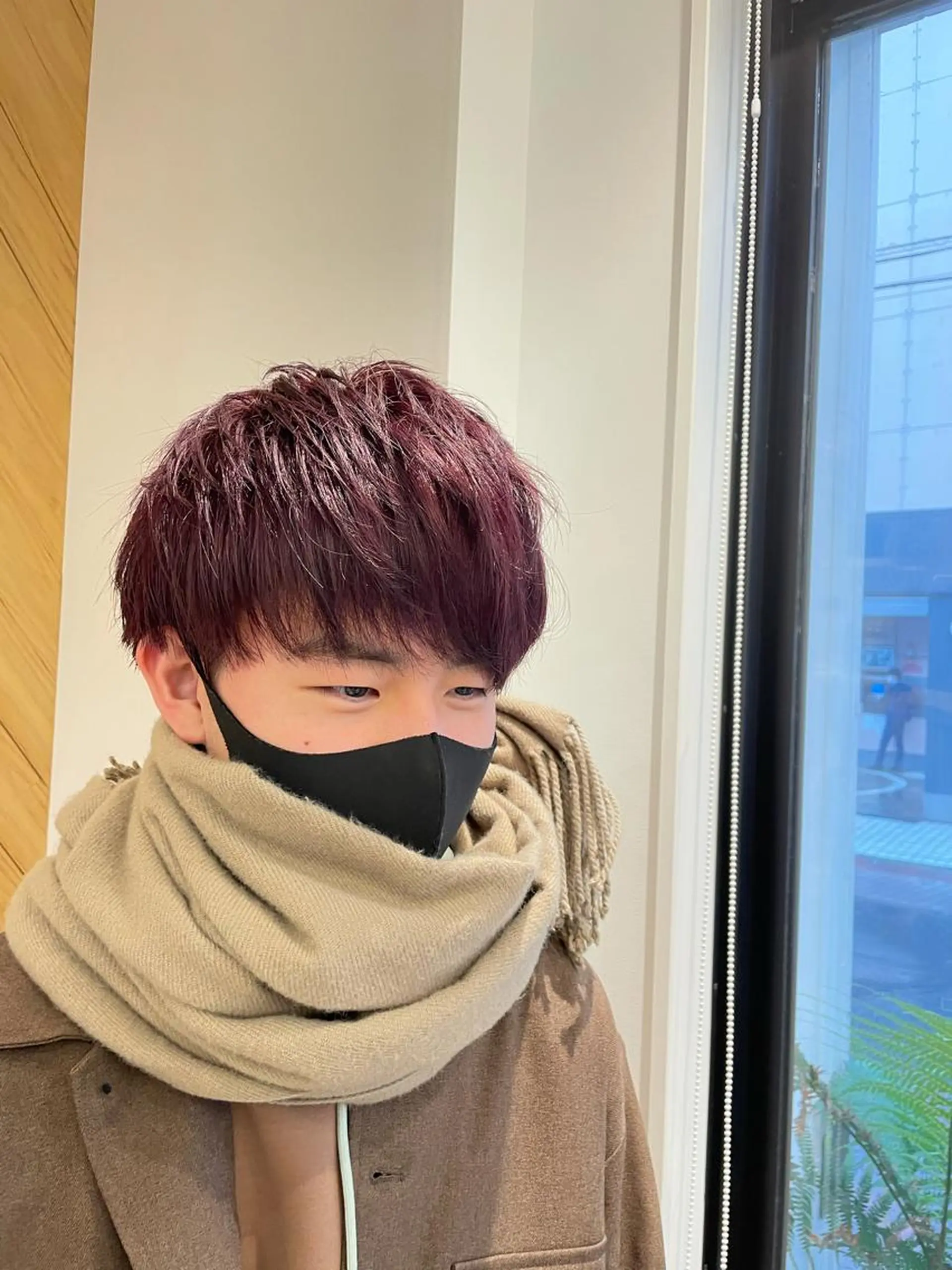 ショート カラー メンズ 鈴村 大介のヘアスタイル