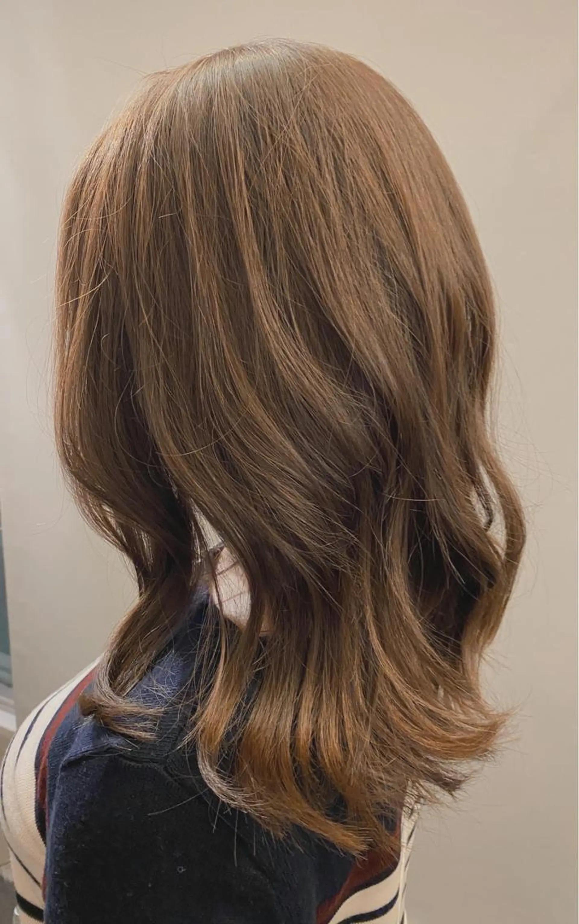 ミディアム ヘアカラー SHINKA所属・小倉 愛のヘアスタイル